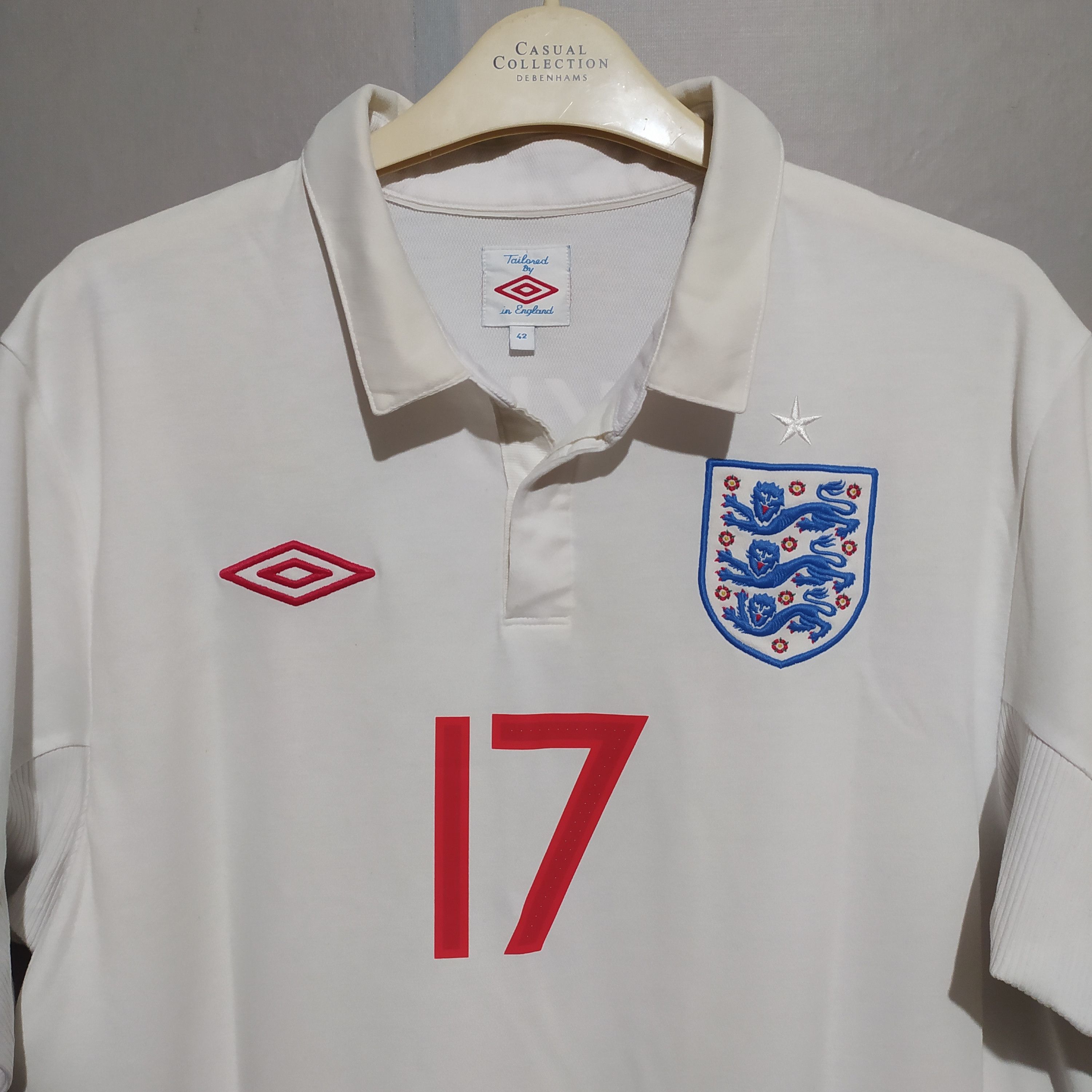 Umbro Umbro x England 2009/10 Beckham #17 Home Soccer Jersey Size US L / EU 52-54 / 3 - 3 Thumbnail