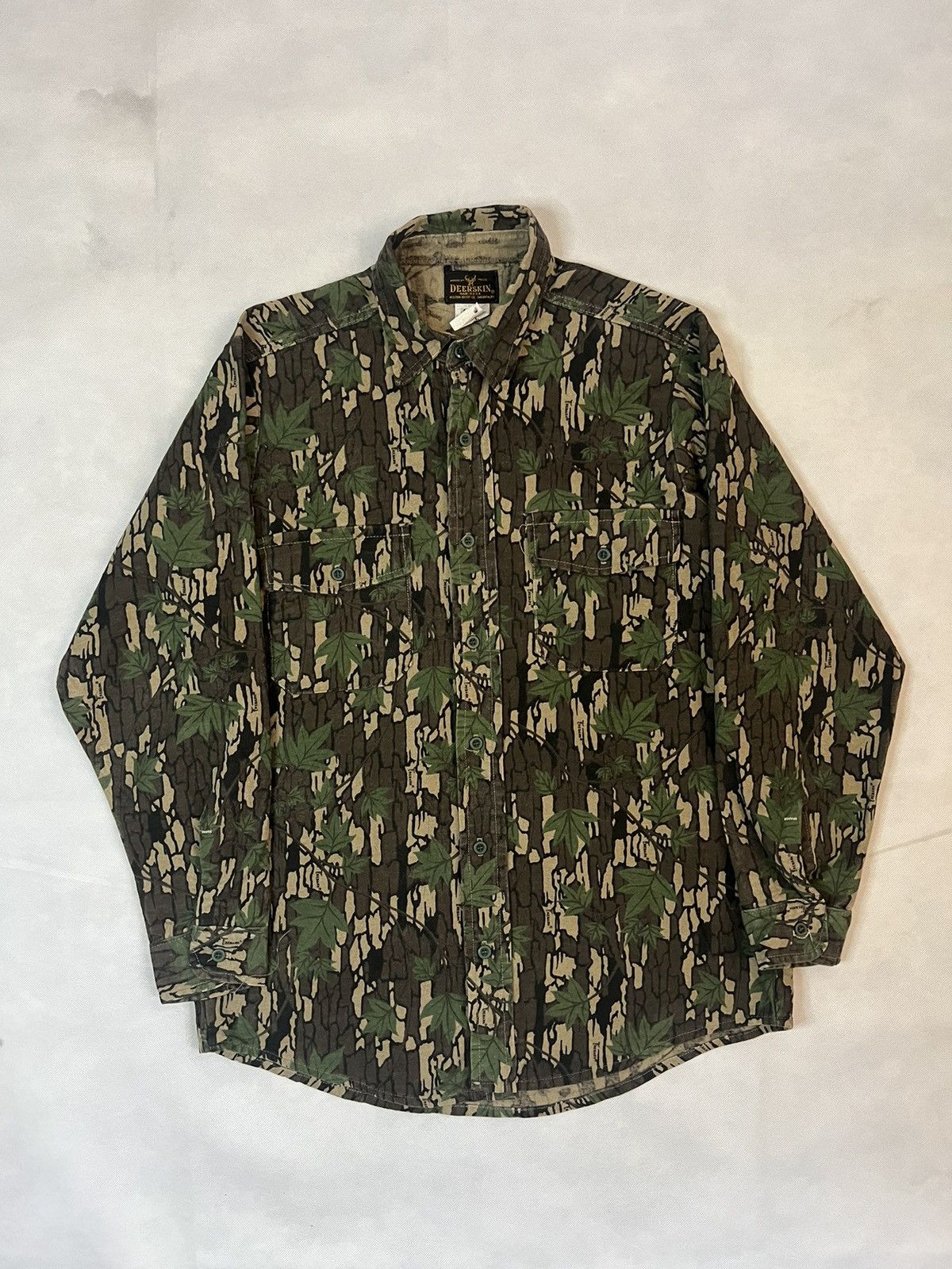 Vintage Vintage 90's Melton Deerskin Camo Hunting Shirt Size US M / EU 48-50 / 2 - 1 Thumbnail