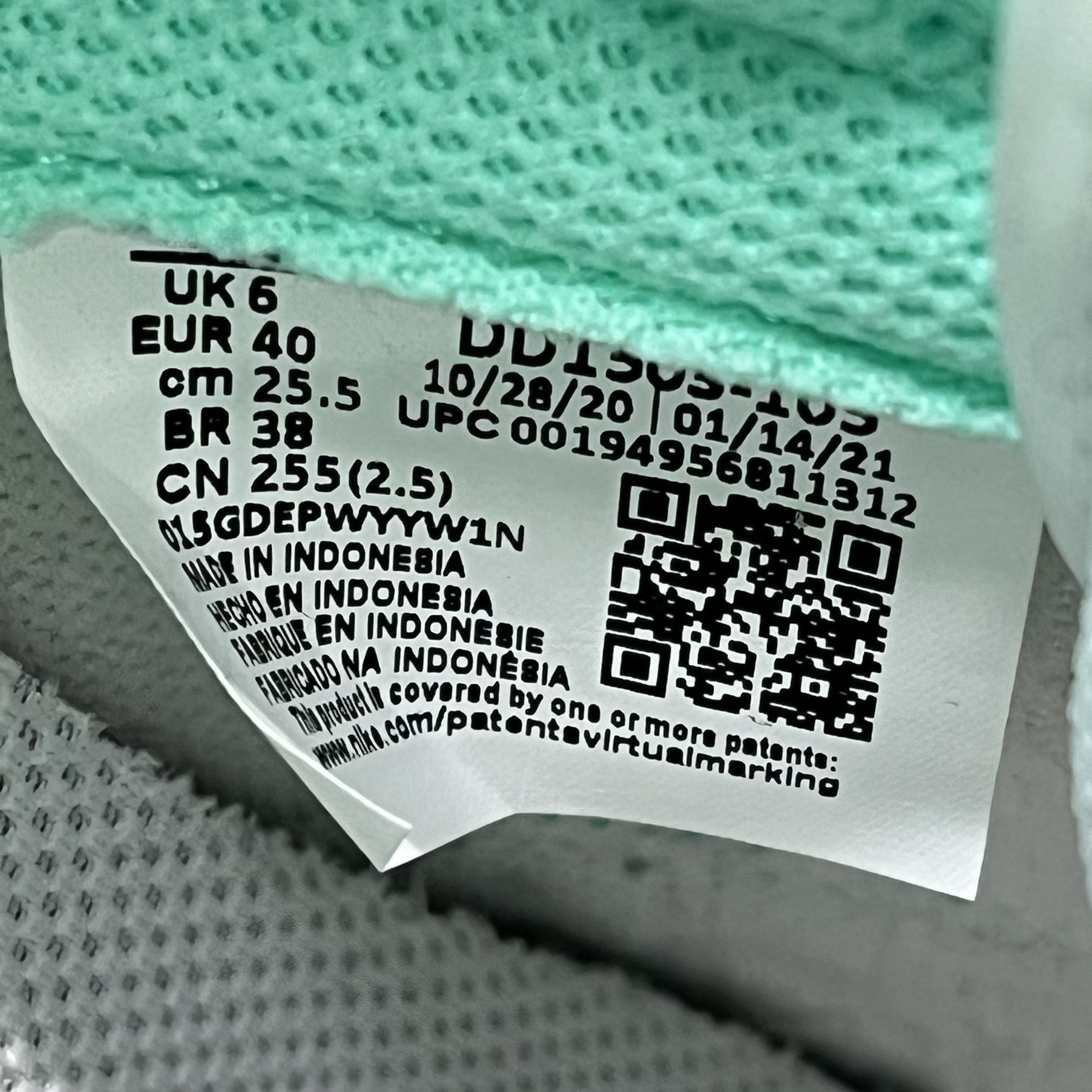 Nike Nike dunk low green glow Size US 8.5 / EU 41-42 - 6 Thumbnail