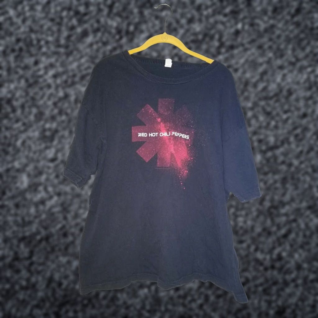 Tultex Mens XL RED HOT CHILI PEPPERS Splatter Logo Black T-Shirt Size US XL / EU 56 / 4 - 1 Thumbnail