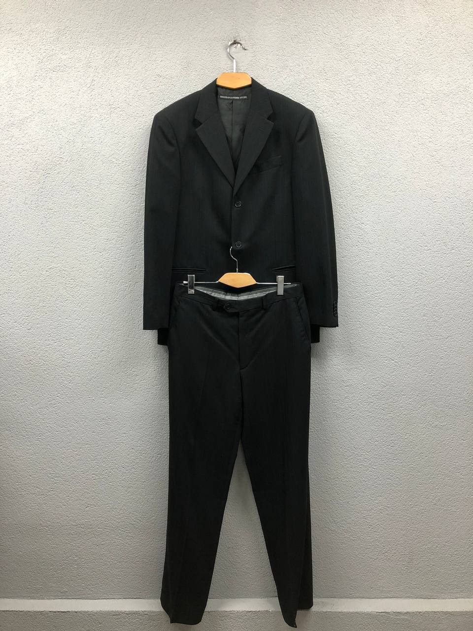 Gianfranco Ferre Studio mens wool suit size 50