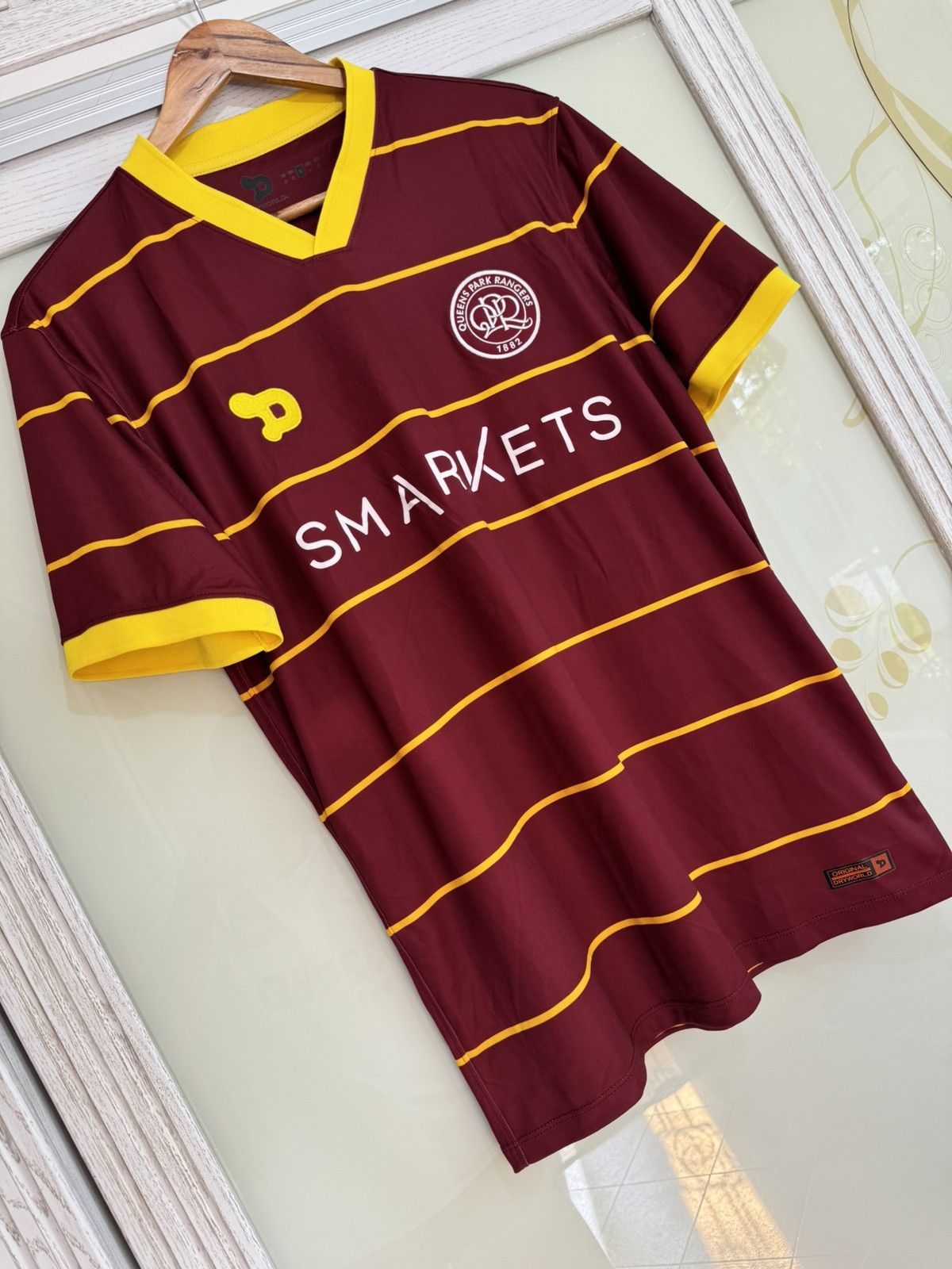 Other QPR 2016-2017 Third Soccer Jersey Football Kit Shirt Size US M / EU 48-50 / 2 - 4 Thumbnail
