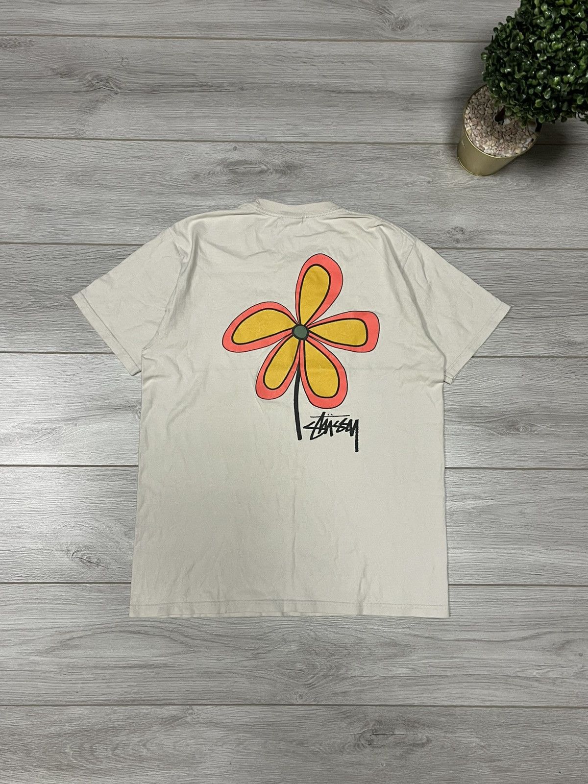 Stussy Stussy vintage flower big print logo tee shirt Size US M / EU 48-50 / 2 - 1 Thumbnail