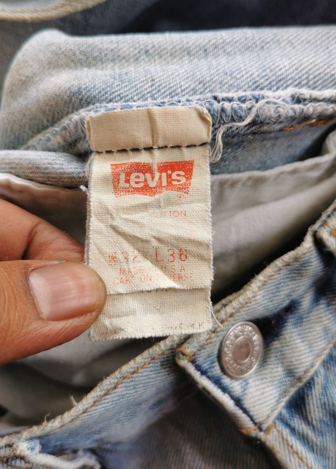 Levi's 90s Vintage Levis 501 Distressed Jeans Size US 30 / EU 46 - 9 Thumbnail