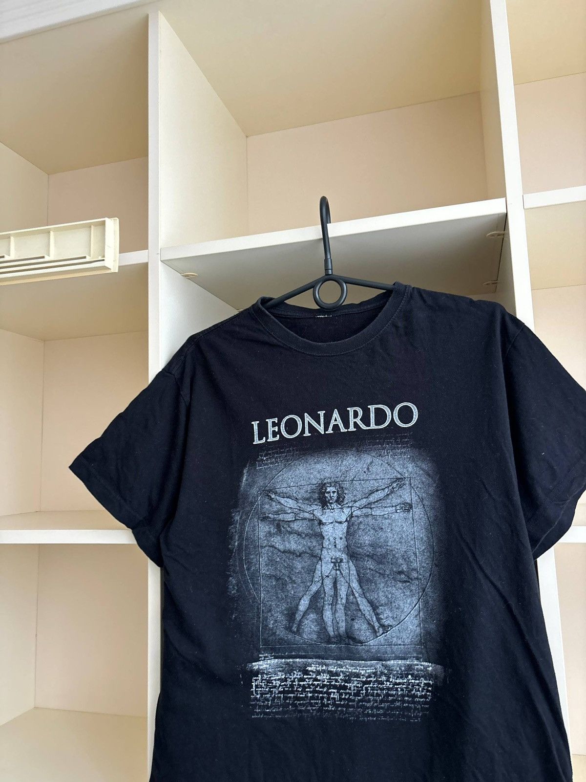 Vintage Vintage Leonardo da Vinci Vitruvian Man T-Shirt Black Size US M / EU 48-50 / 2 - 3 Thumbnail