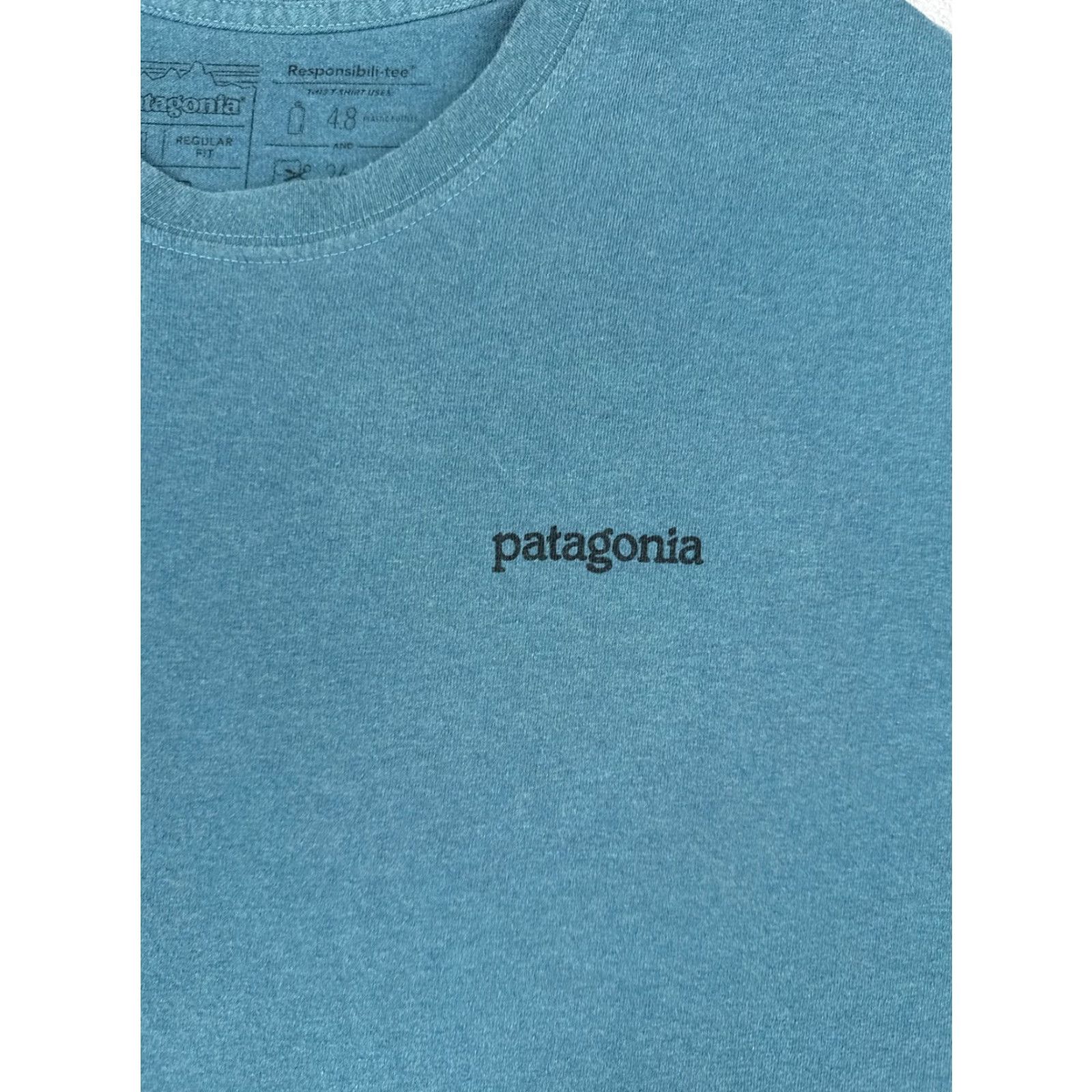 Patagonia Patagonia Shirt Men Medium Blue Responsibili-Tee Fitz Roy Logo Cotton Blend READ Shirt Mens Medium Blue Patagonia Responsibi-Tee Logo 90s? Size US M / EU 48-50 / 2 - 6 Thumbnail