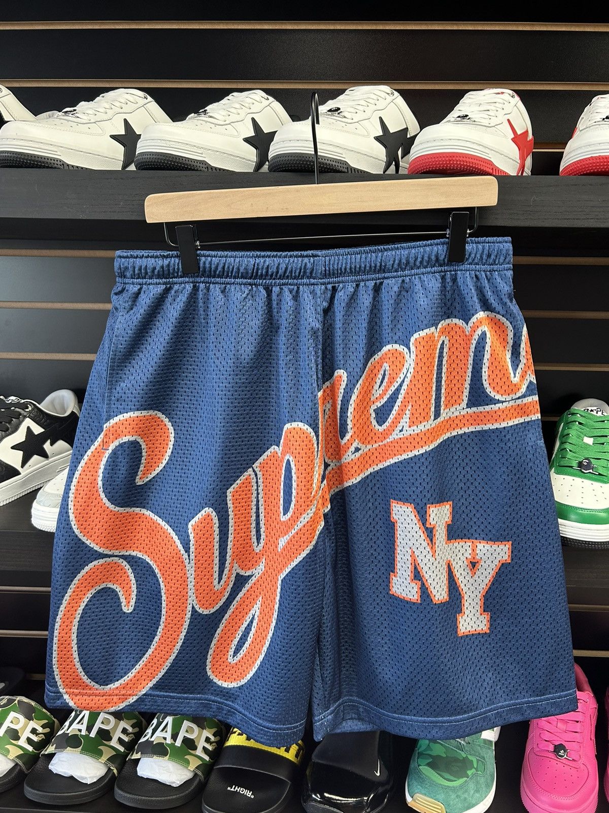 Supreme Supreme NY shorts Size US 30 / EU 46 - 1 Thumbnail