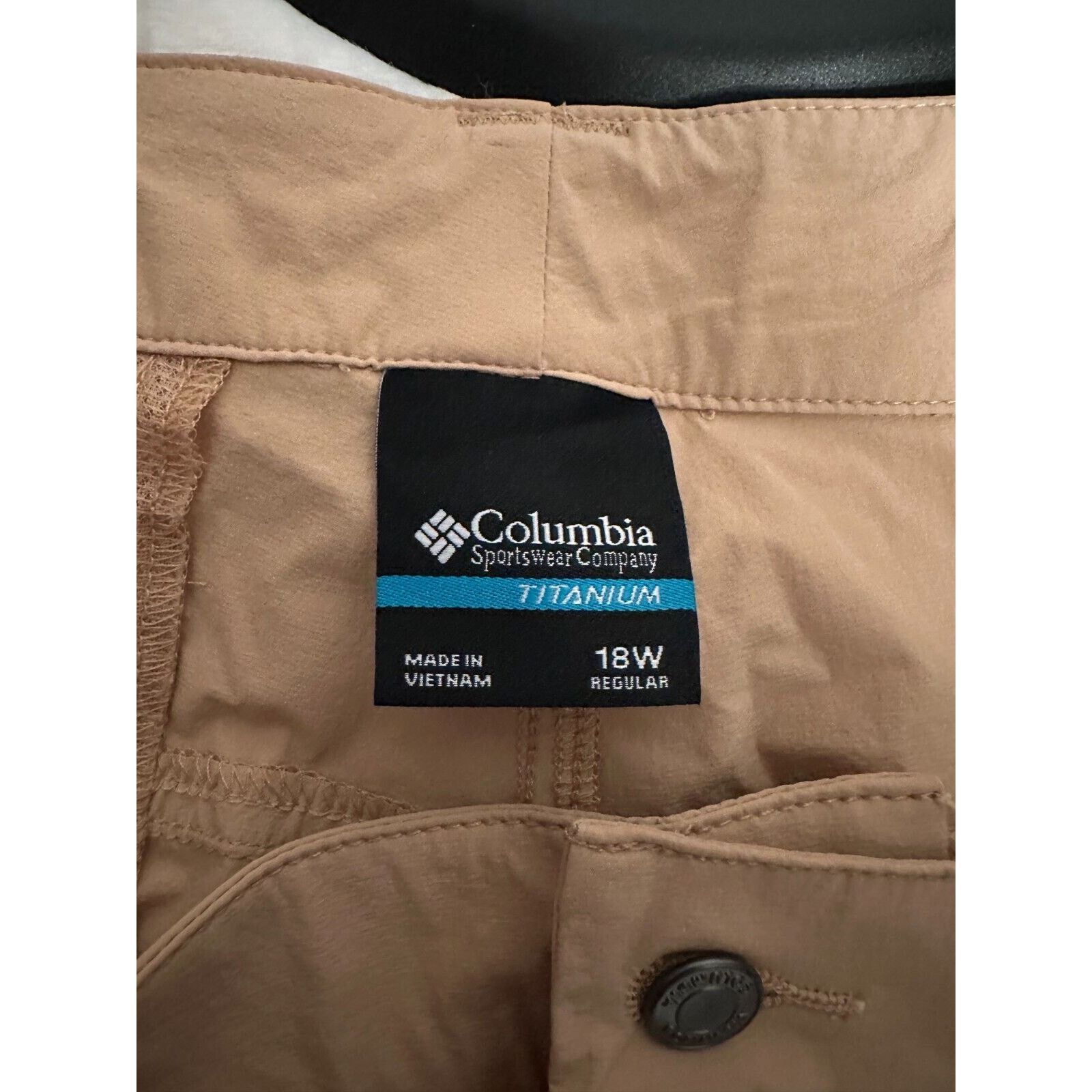 Columbia Women Columbia Titanium Pants 18W- Tan Size 40" / US 18 - 2 Thumbnail