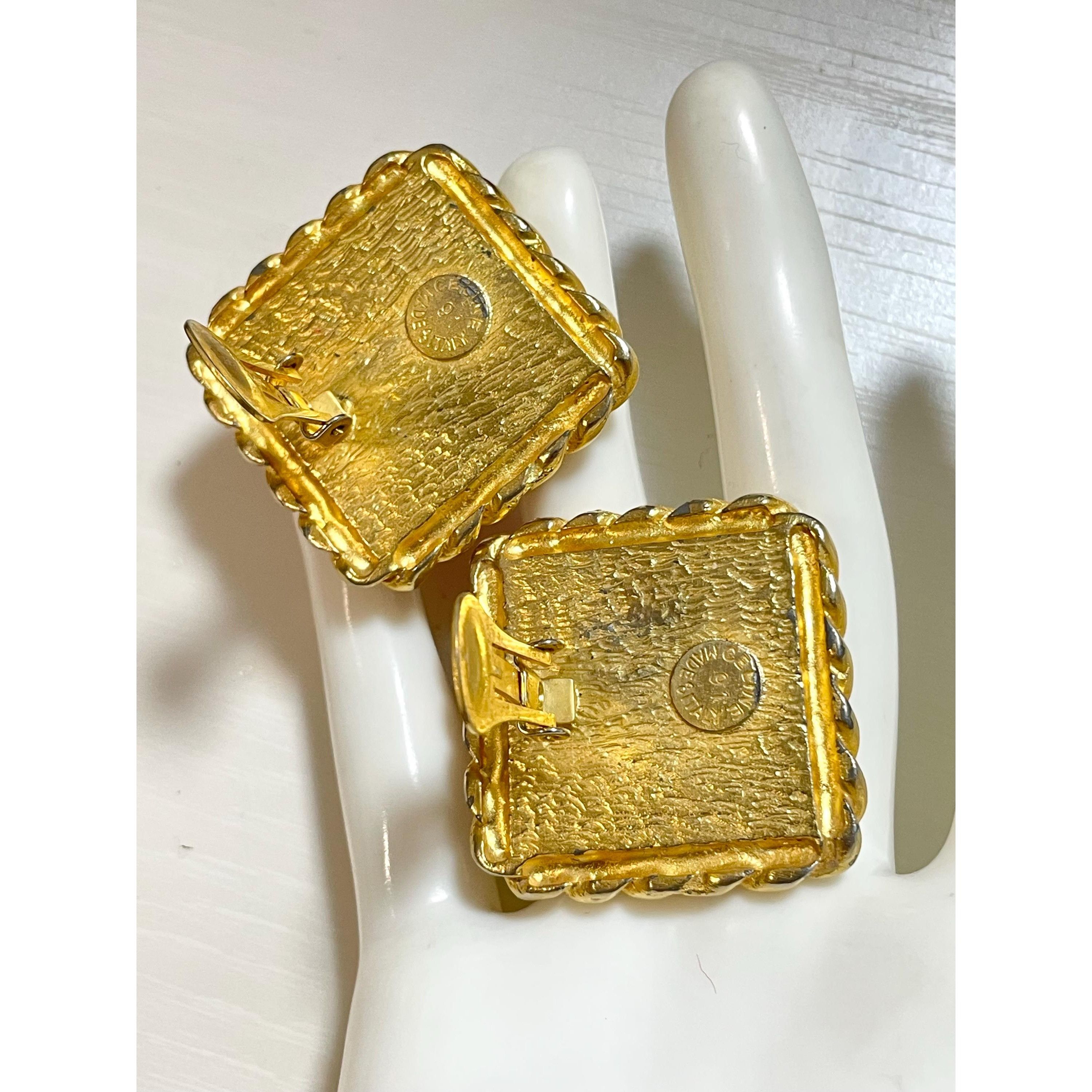 Celine Vintage Celine diamond cut stud design red gripoix earrings Size ONE SIZE - 2 Thumbnail