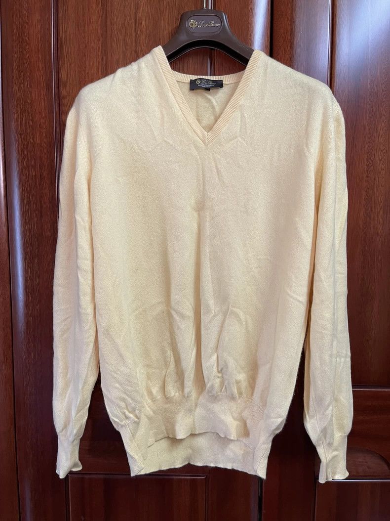 Loro Piana LORO PIANA V-neck knit sweater Size US L / EU 52-54 / 3 - 1 Thumbnail