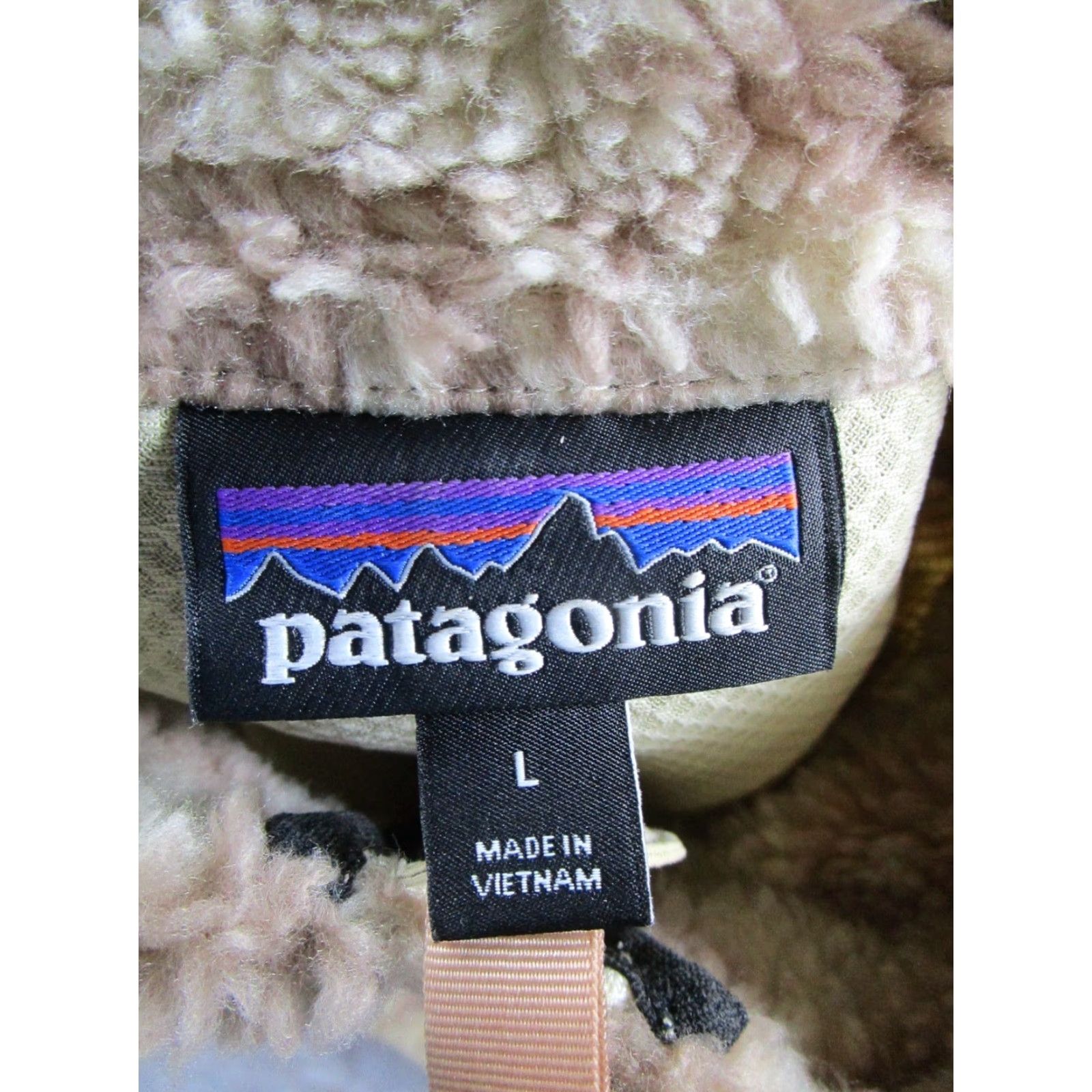 Patagonia Patagonia Vest Womens Large Brown Aztec Cheetah Print Pattern Retro Classic Full Zip Vest Size L / US 10 / IT 46 - 3 Thumbnail