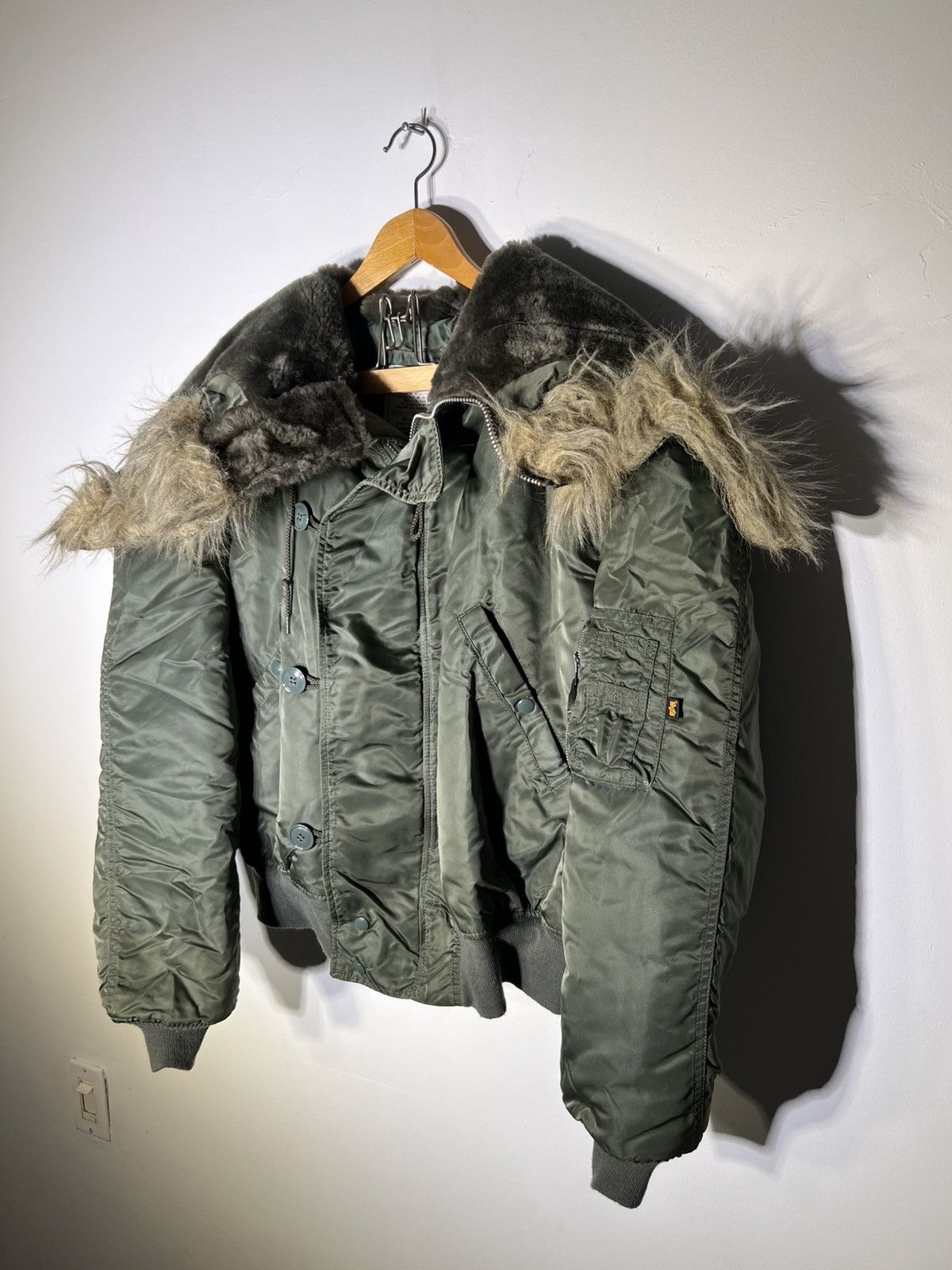 Alpha Industries Alpha Industries N-2B Vintage Bomber Jacket Size US XL / EU 56 / 4 - 2 Thumbnail
