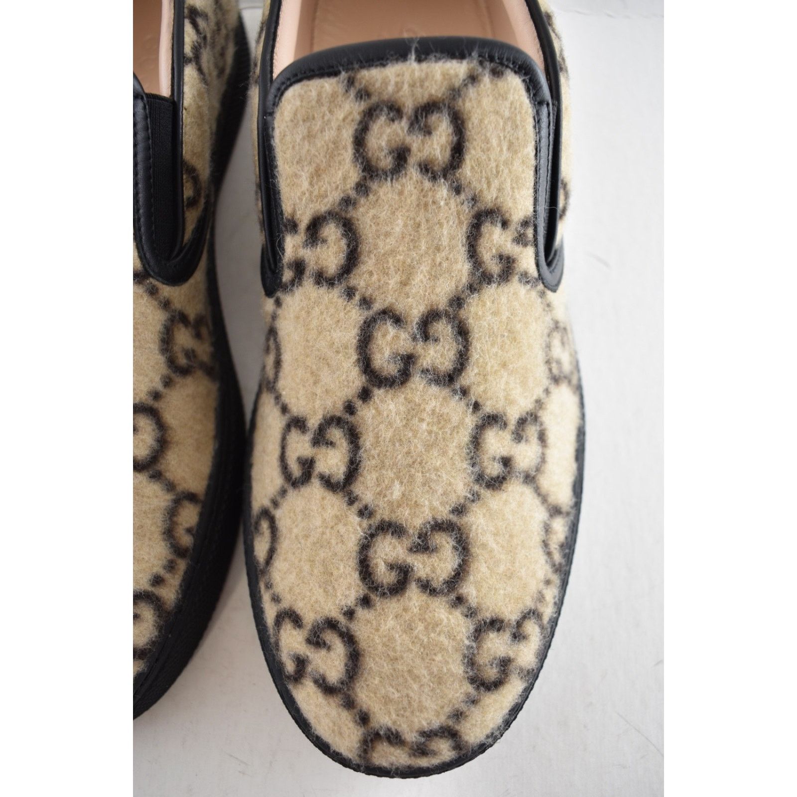 Gucci Gucci Mens Dublin Beige GG Logo Slip On Skate Sneaker 10.5 Size US 10.5 / EU 43-44 - 11 Thumbnail