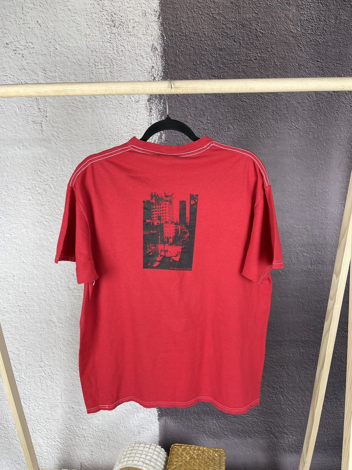 Band Tees Hanes vintage y2k Breaking Spree 2001 hype tee shirt Size US L / EU 52-54 / 3 - 2 Thumbnail