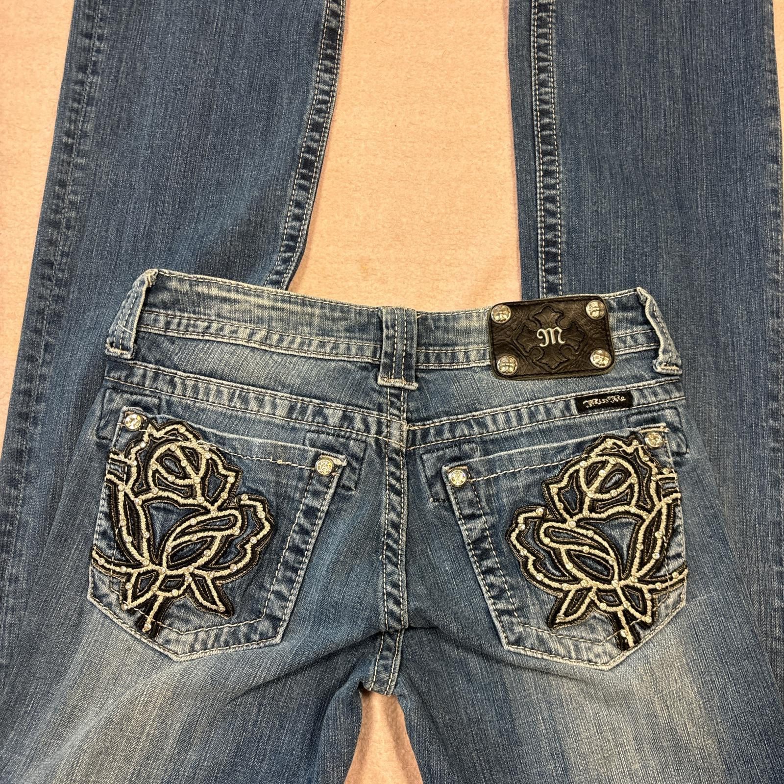 Other vintage miss me distressed flare jeans Size 28" / US 6 / IT 42 - 4 Thumbnail