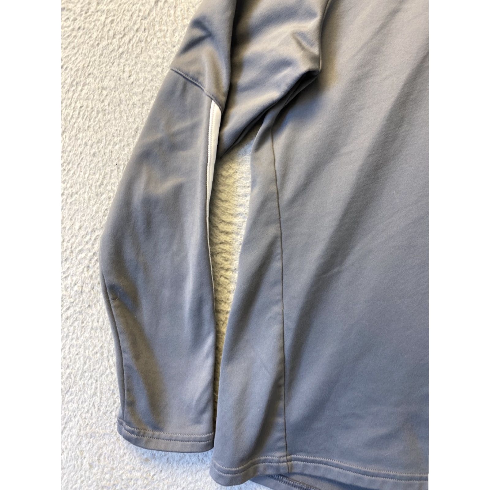 Under Armour Under Armour Women's Size M Pullover Sweatshirt Loose Gray Long Sleeve Size M / US 6-8 / IT 42-44 - 5 Thumbnail