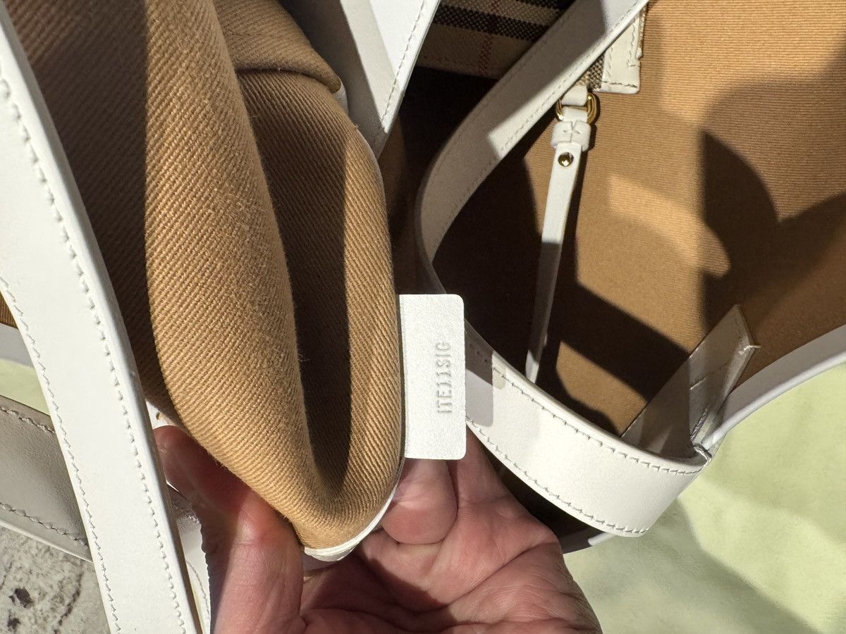 Burberry Authentic Burberry London Tote Size ONE SIZE - 7 Thumbnail