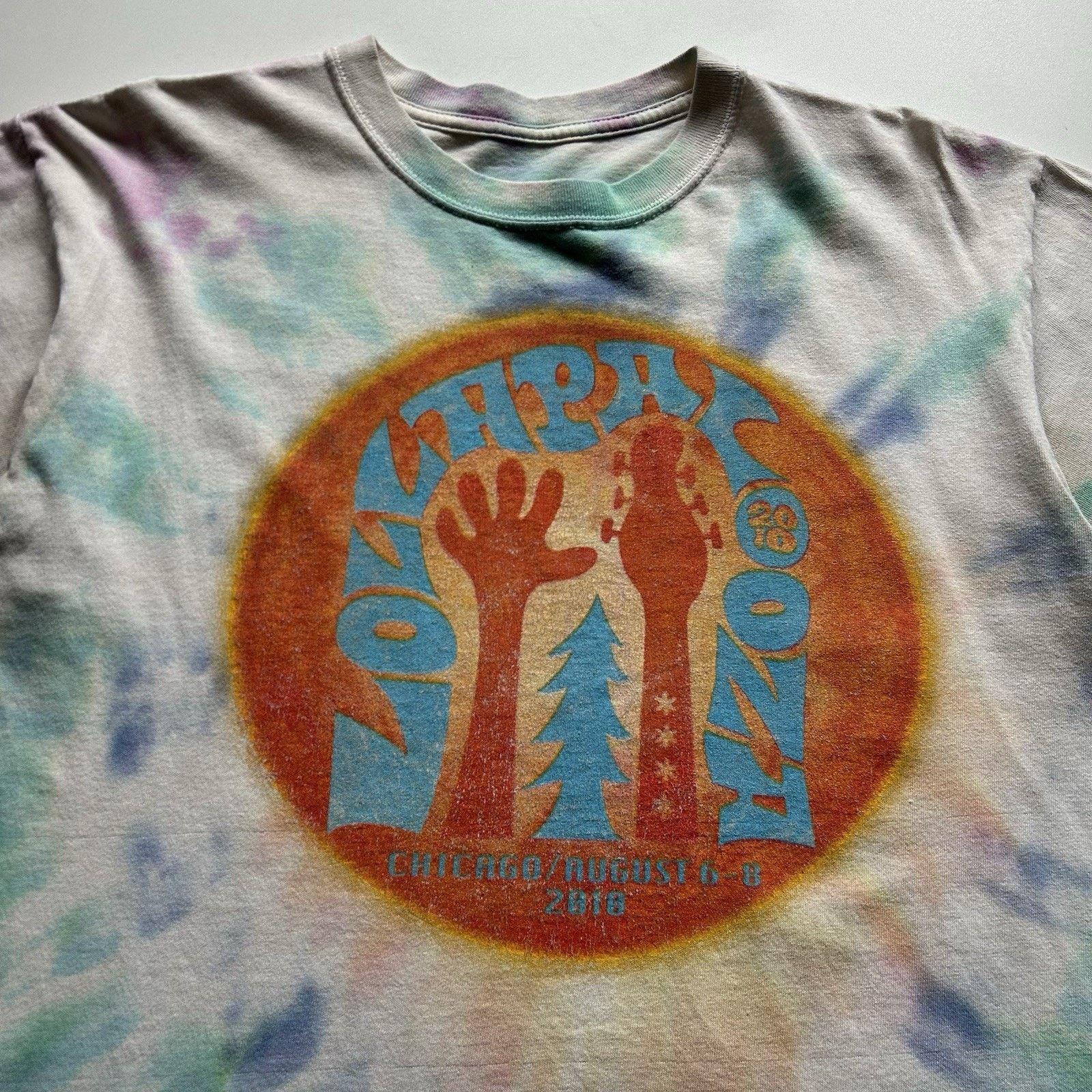 Vintage Vintage Lollapalooza T Shirt Large Tie Dye 2010 Chicago Rare Size US L / EU 52-54 / 3 - 2 Thumbnail