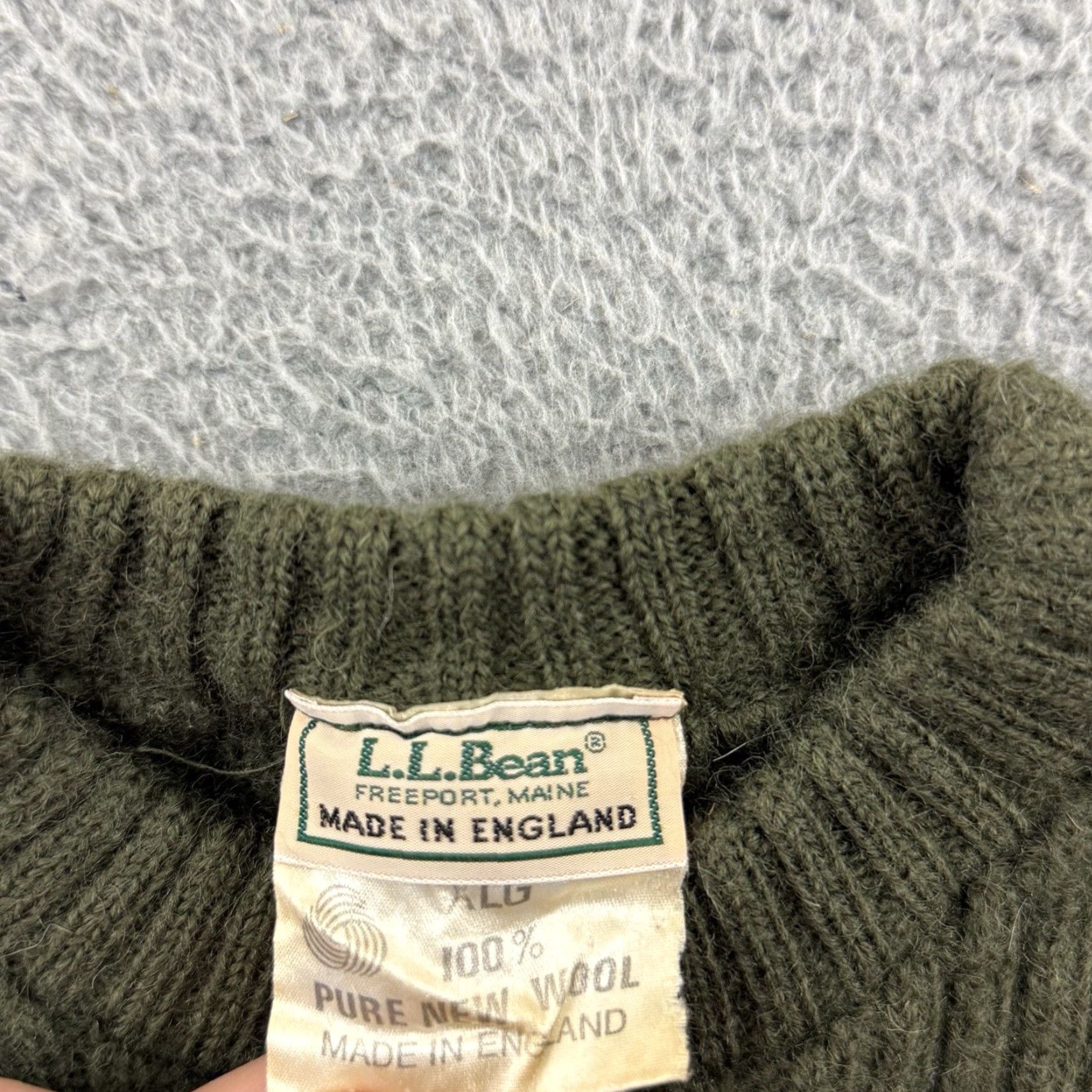 Vintage VINTAGE L.L. Bean Sweater Mens XL Green Pullover 90s Wool Army Military Button Logo Crew Neck Knit Size US XL / EU 56 / 4 - 7 Thumbnail