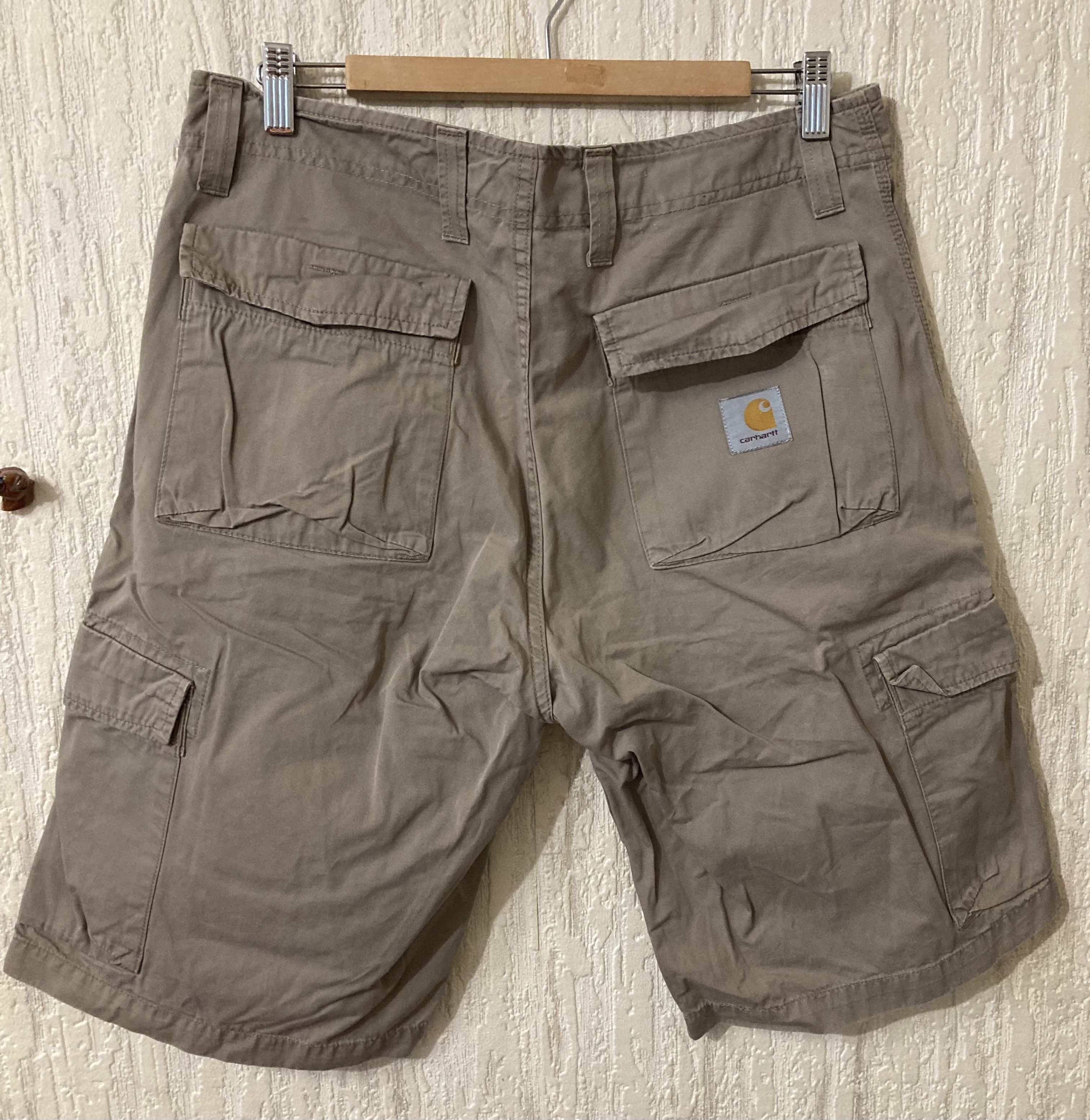 Carhartt × Vintage Vintage Carhartt Thrift Bermuda Khaki Cargo Shorts Size US 33 - 8 Thumbnail