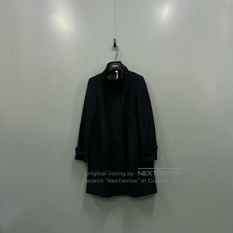 Max Mara Max Mara Black Collar Overcoat Size L / US 10 / IT 46 - 1 Thumbnail