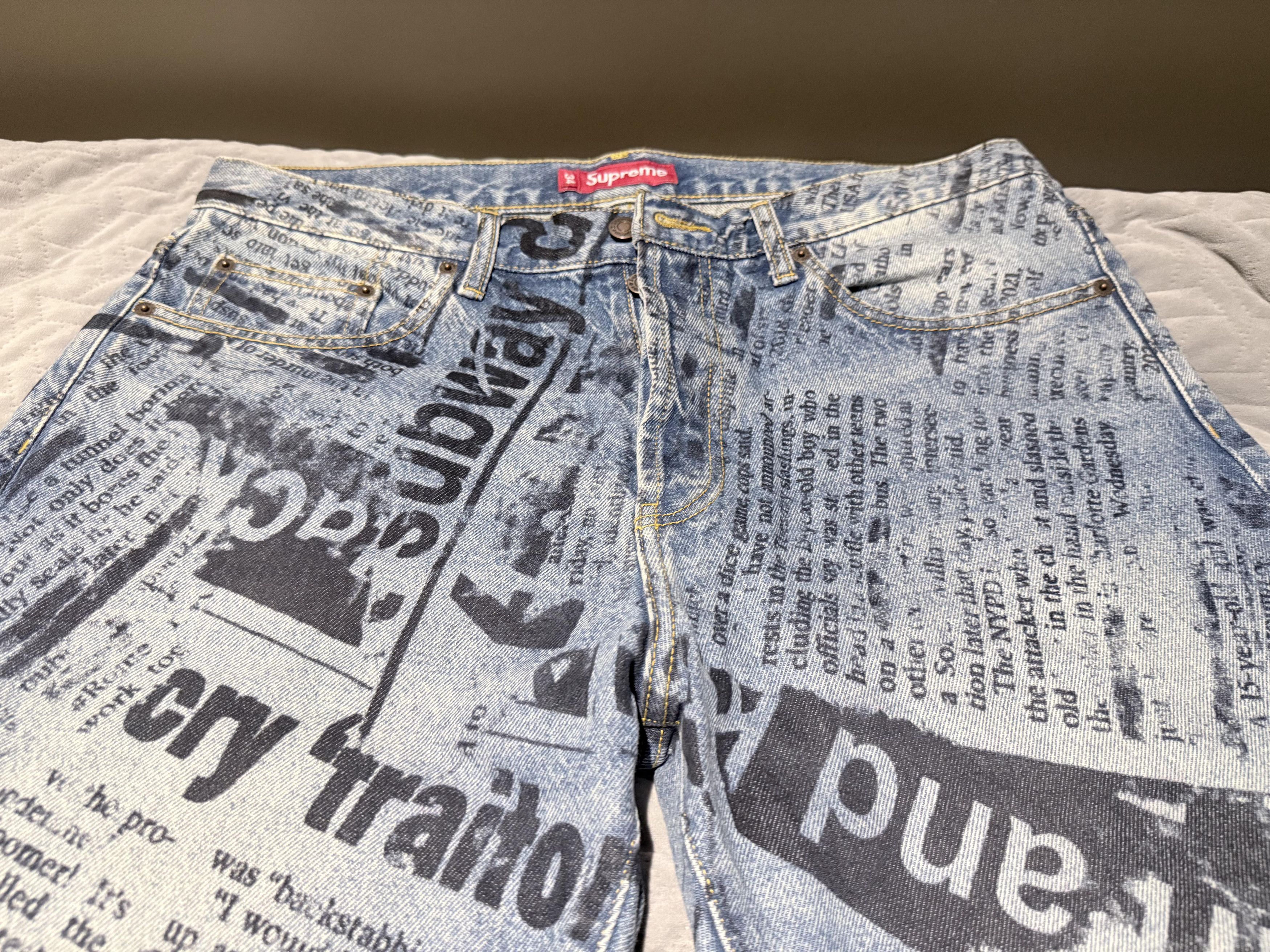 Supreme Supreme Newspaper Print Denim Jeans – Blue Size US 34 / EU 50 - 3 Thumbnail