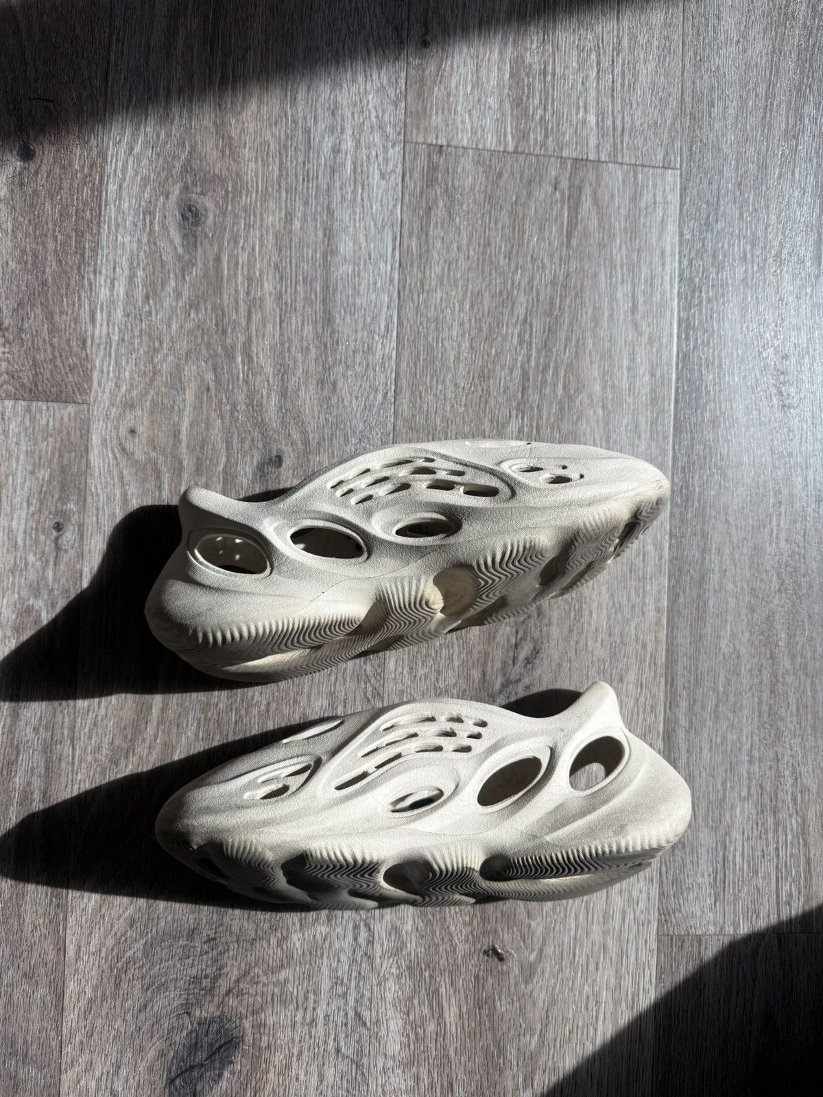 Yeezy Yeezy Foam Runners Size US 7 / IT 37 - 1 Thumbnail