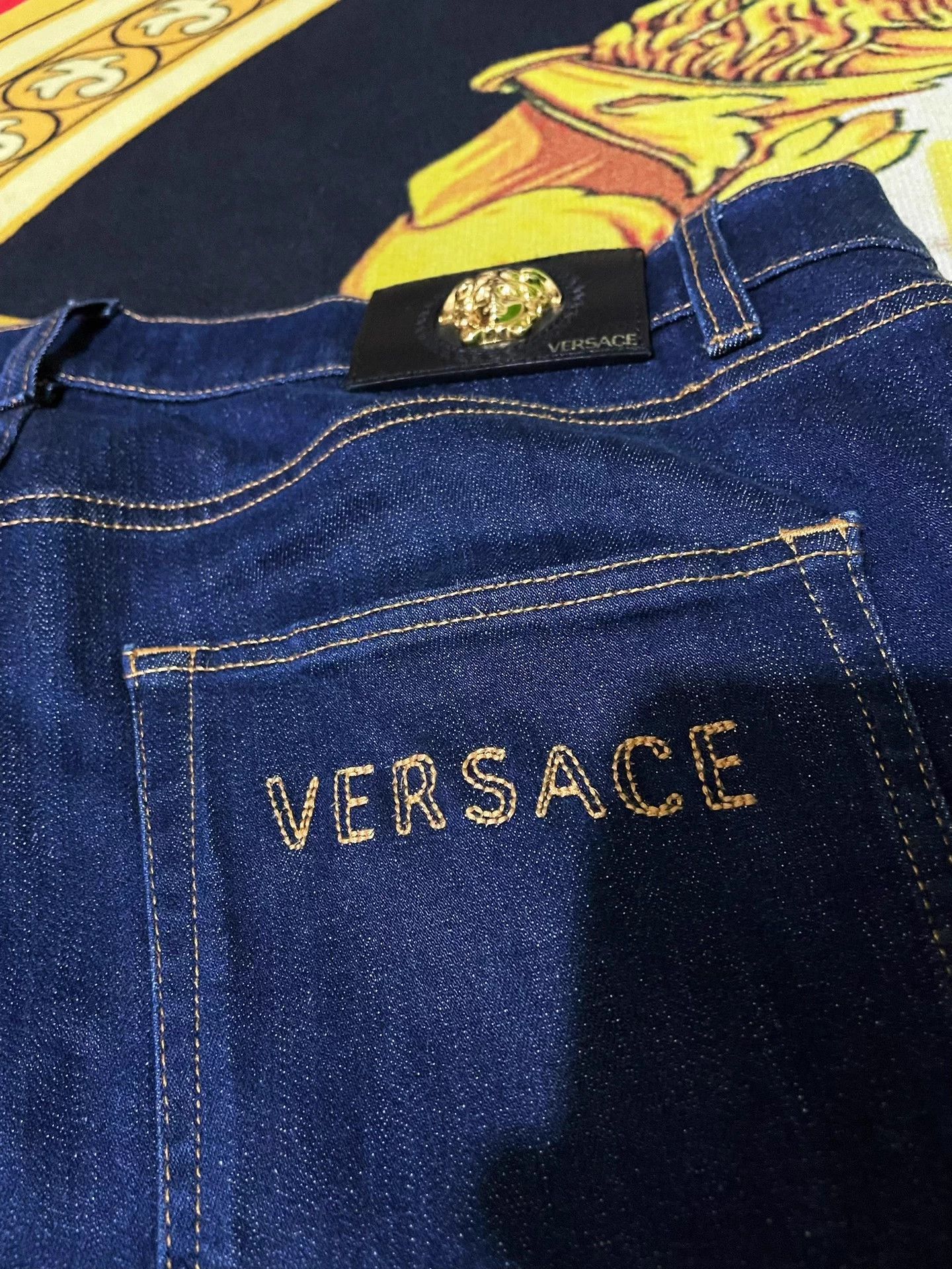 Versace Versace Logo Gold Embroidered Runway Washed 35W 9/10 Size US 35 - 7 Thumbnail