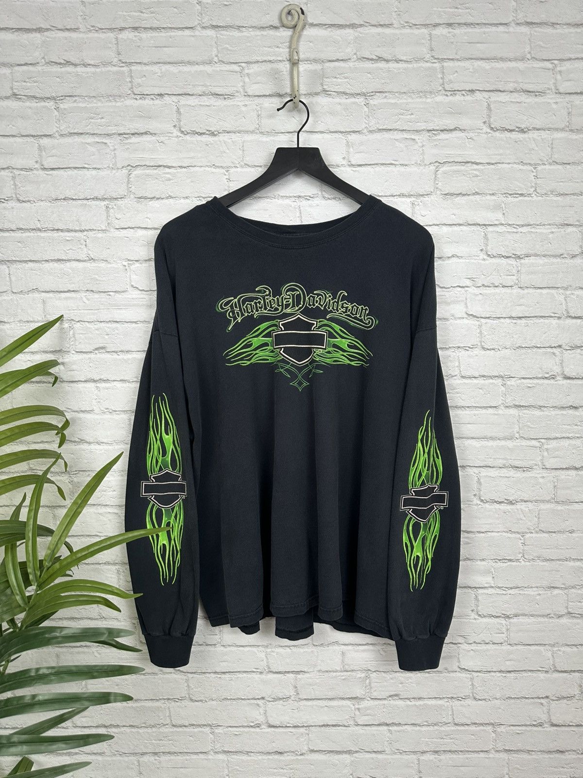 Harley Davidson (2XL) CRAZY BOXY GREEN FLAMES Harley Davidson Longsleeve Tee Size US XXL / EU 58 / 5 - 3 Thumbnail