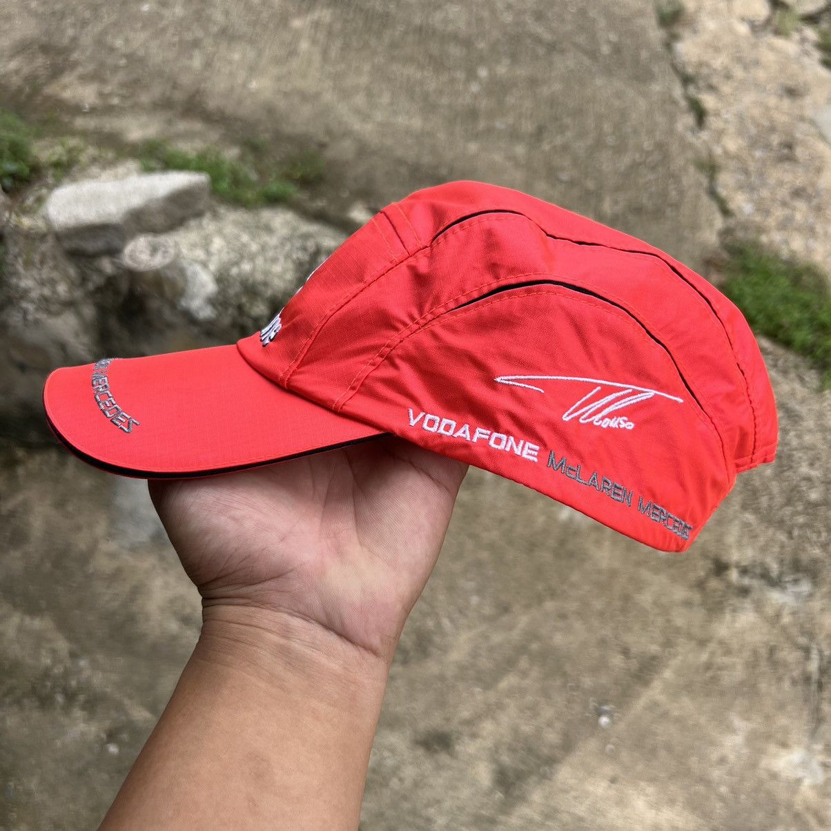 NASCAR × Vintage Vintage Vodafone McLaren Hat Size ONE SIZE - 2 Thumbnail
