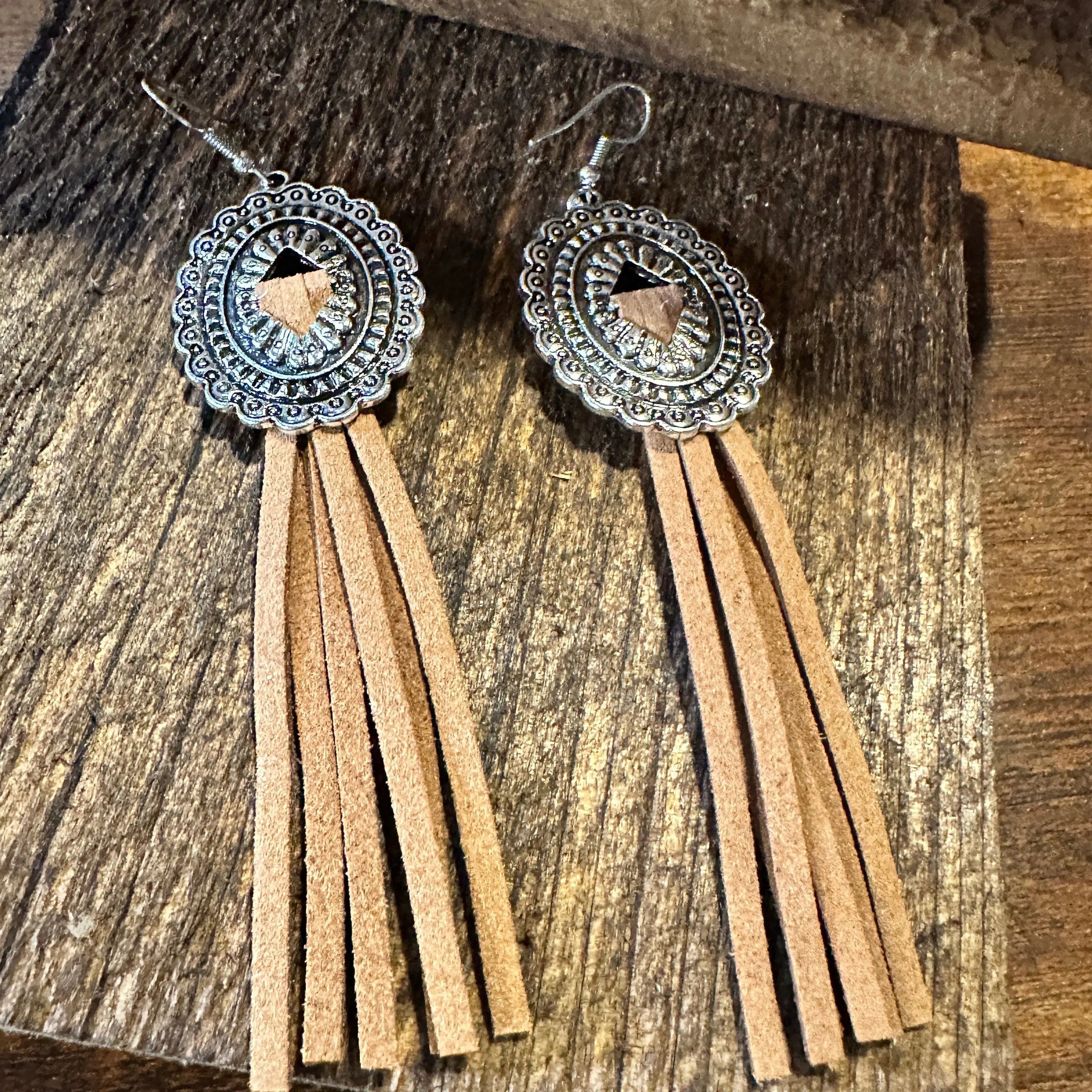 Other Boho Hippie Western Conch Tribal Silver Drop Wire Earrings, Size ONE SIZE - 8 Thumbnail