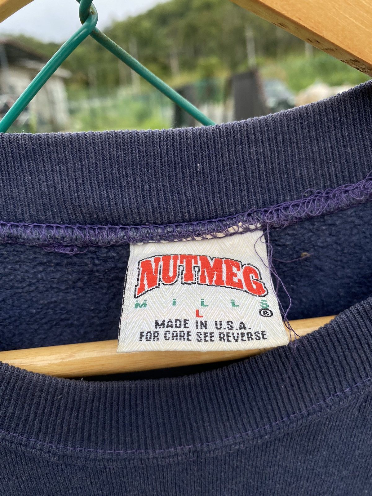 Nutmeg Vintage Nutmeg Mills Dallas Cowboys NFL Sweatshirt Size US L / EU 52-54 / 3 - 7 Thumbnail
