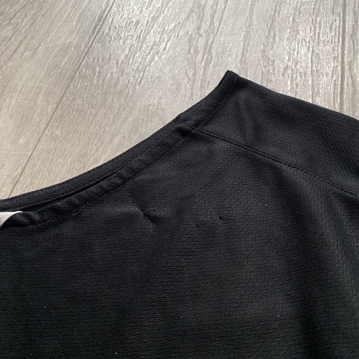 Nike NIKE Y2K DRILL CENTRE SWOOSH TANK TOP Size US M / EU 48-50 / 2 - 3 Thumbnail