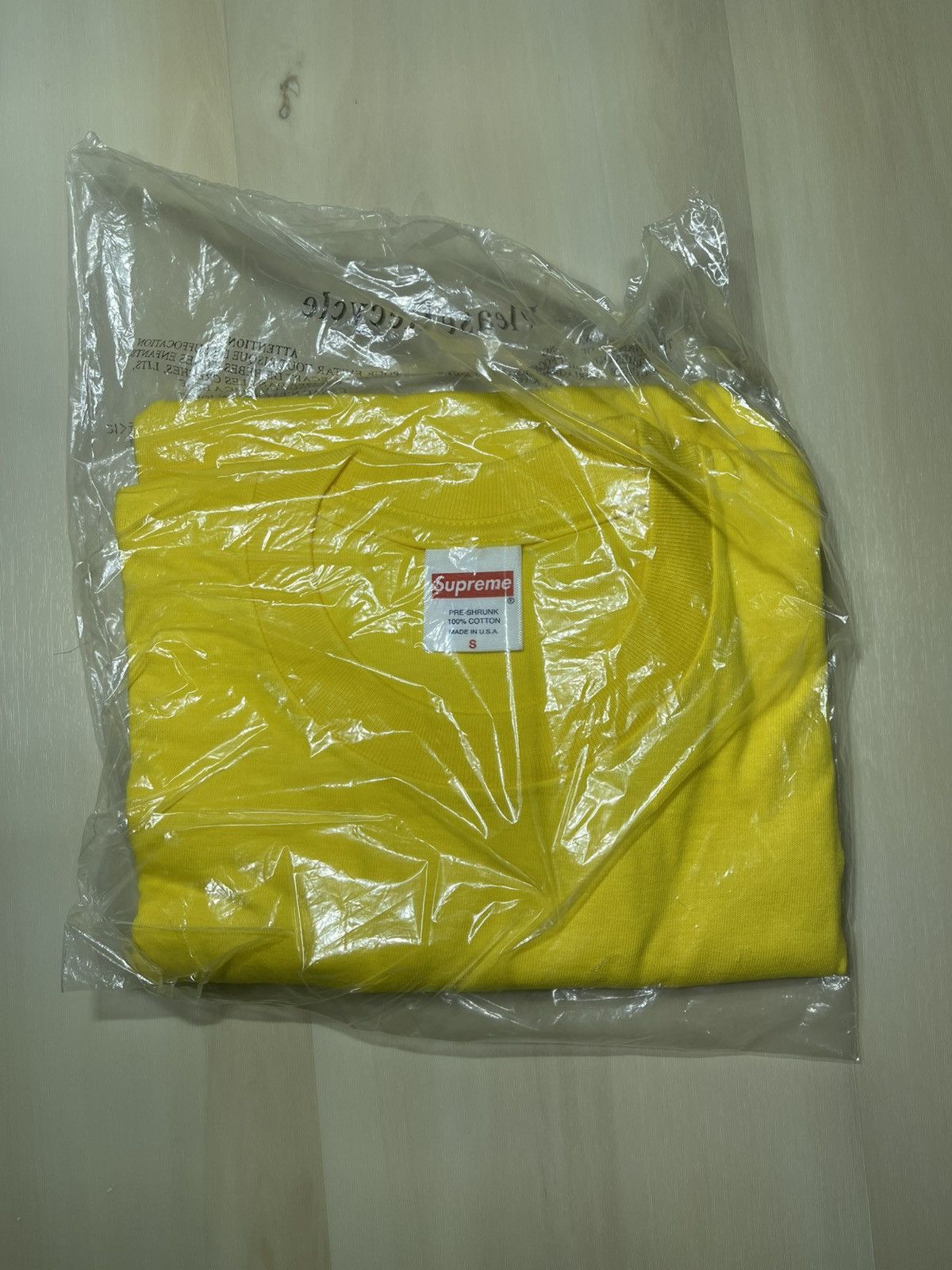 Supreme Supreme bogo Tonal Box Logo Tee Yellow Size Small SS23 NWT Size US S / EU 44-46 / 1 - 3 Thumbnail