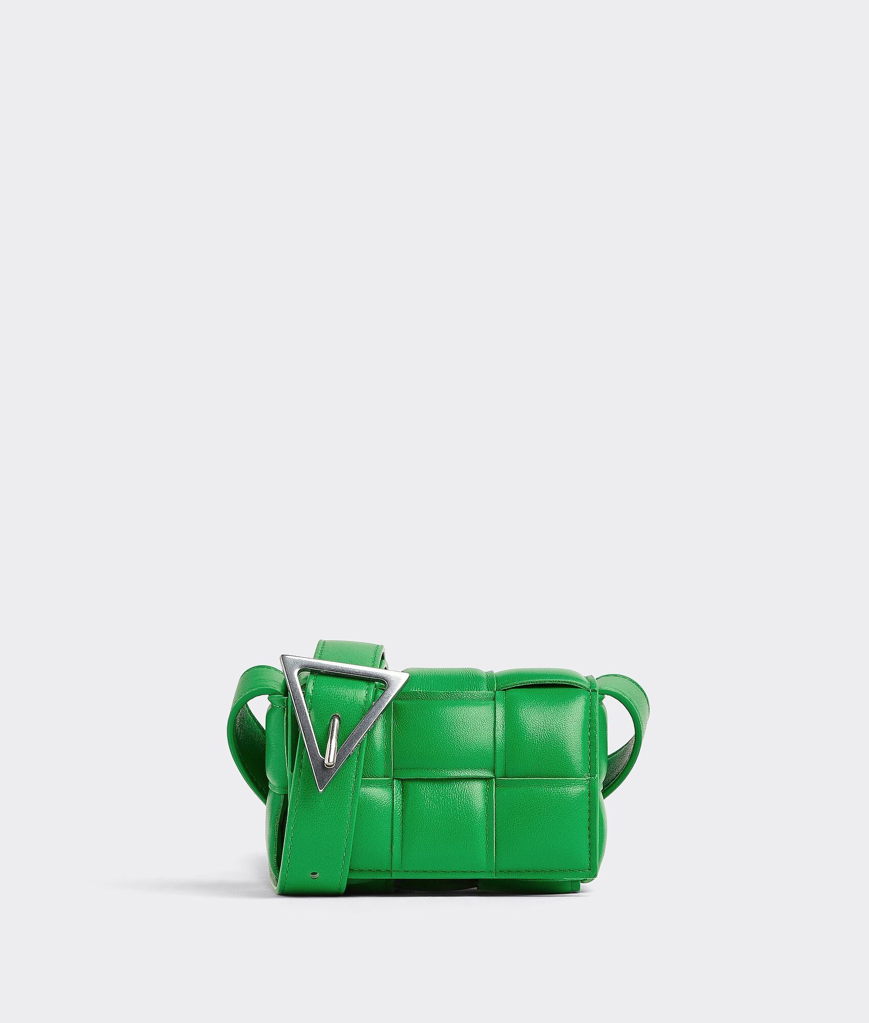 o1n1vont0525 Size: OS / Unisex Candy Padded Cassette Bag