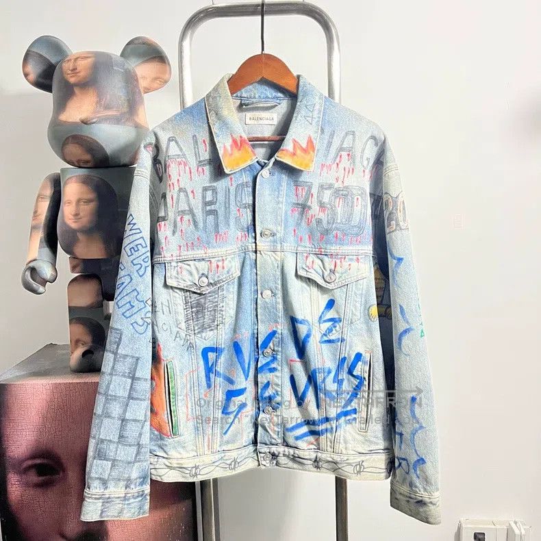 Balenciaga Balenciaga size 36 Graffiti Denim Jacket Size S / US 4 / IT 40 - 1 Thumbnail
