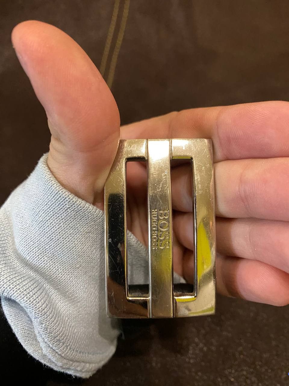 Hugo Boss black leather belt a metal buckle, possibly from Hugo Boss. Size ONE SIZE - 6 Thumbnail