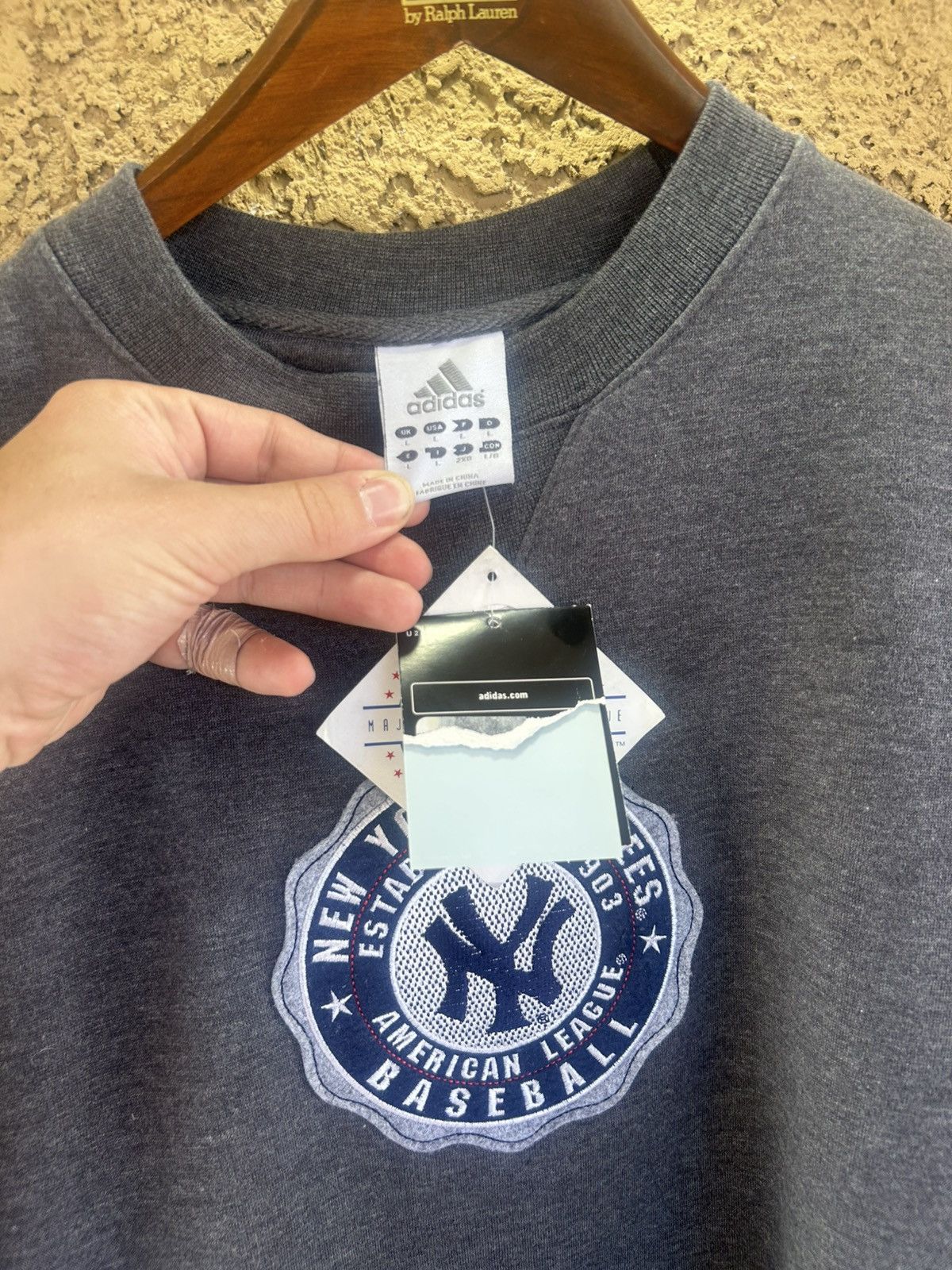 Adidas × New York Yankees × Vintage Vintage New York Yankees Adidas Sweatshirt NWT Size L Size US L / EU 52-54 / 3 - 2 Thumbnail