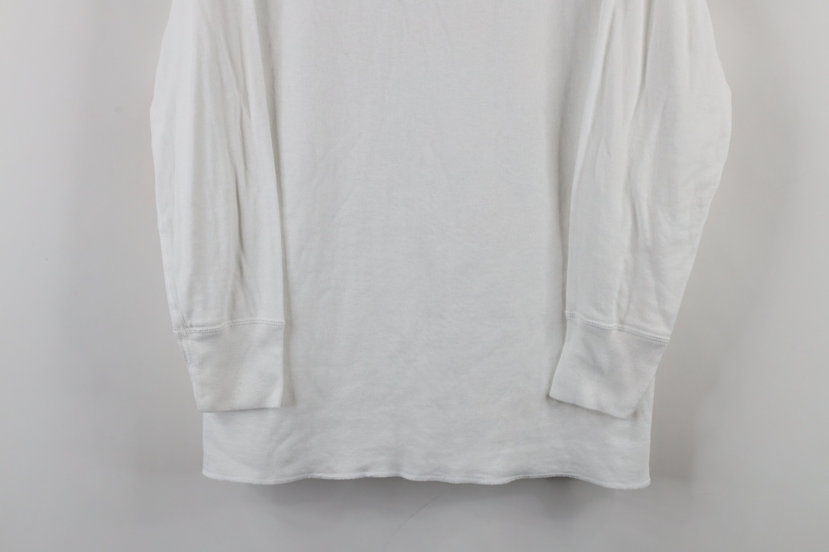 Vintage Vintage 90s Streetwear Knit Long Sleeve T-Shirt White USA Size US M / EU 48-50 / 2 - 3 Thumbnail