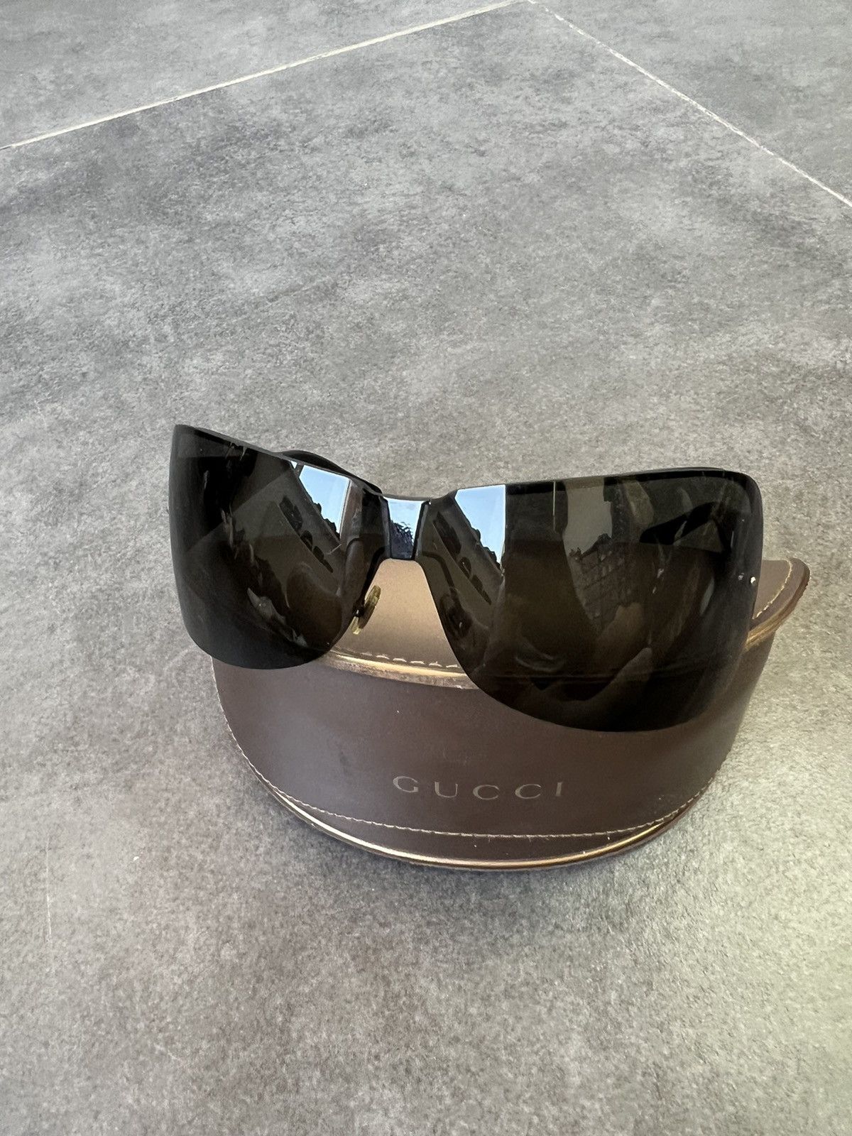 Gucci VINTAGE RHINESTONE GUCCI SHIELD MASK SUNGLASSES Size ONE SIZE - 3 Thumbnail