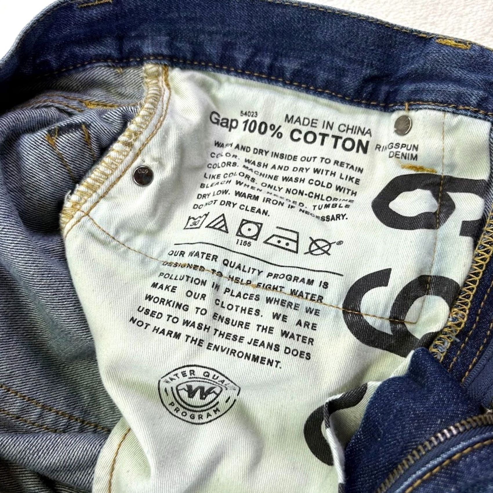 Gap VINTAGE Gap 1969 Jeans Bootcut Men 30x29 Denim Blue 5-Pocket, Medium Wash, Distressed, Regular Mens Size US 30 / EU 46 - 6 Thumbnail