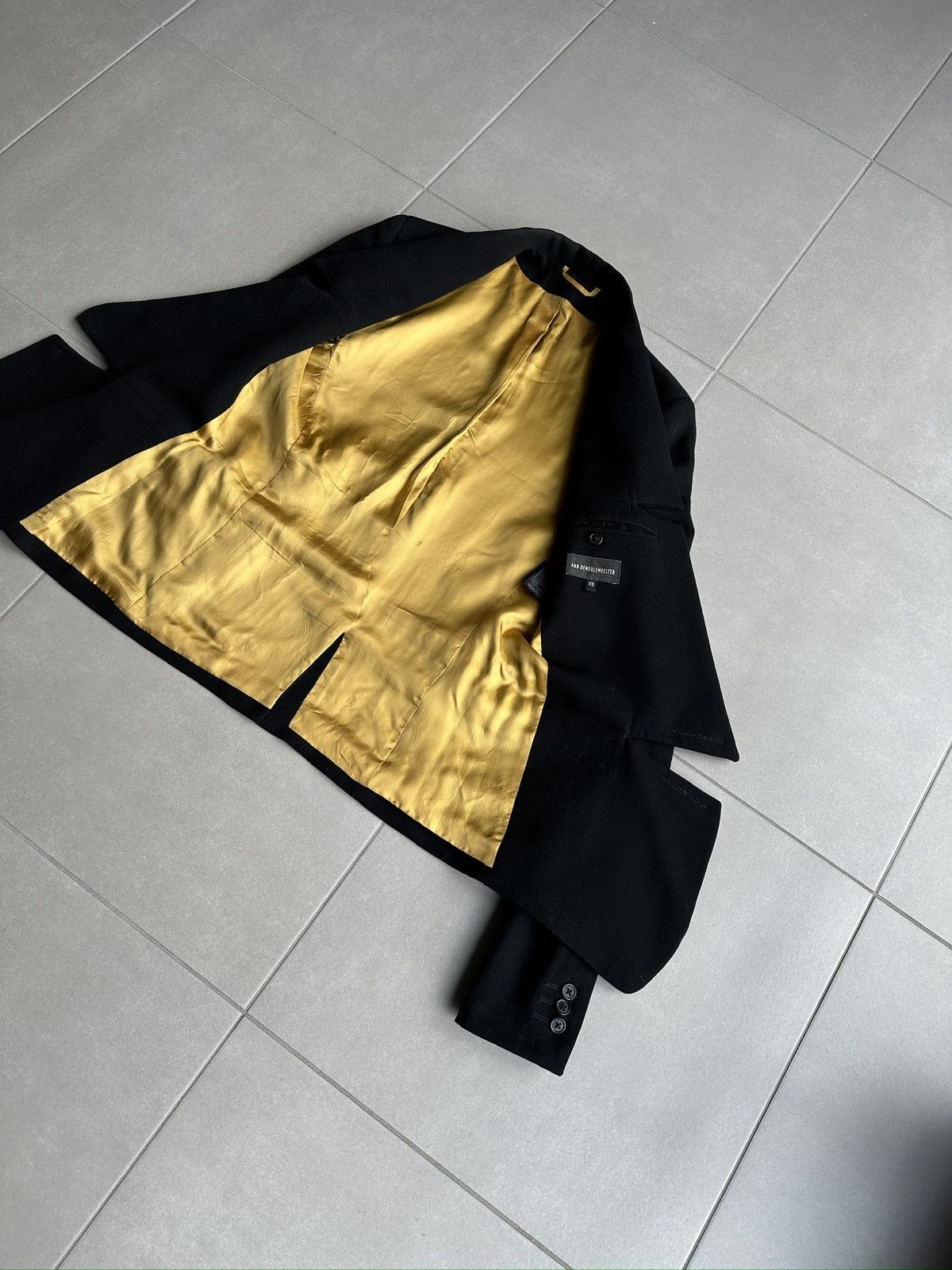 Ann Demeulemeester Ann Demeulemeester AW11 Split tailored jacket Size US S / EU 44-46 / 1 - 8 Thumbnail