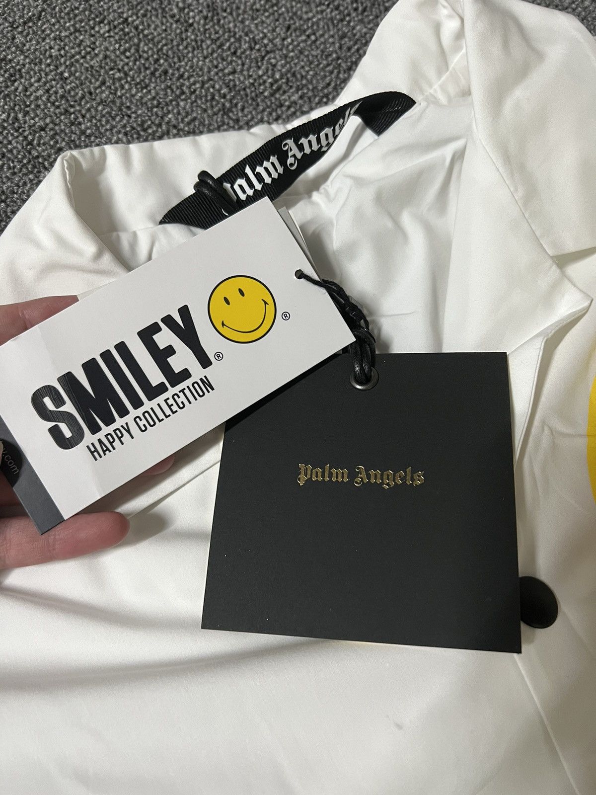 Palm Angels 「retail💲970」Brand new palm angels x smiley shirt size 48 Size US M / EU 48-50 / 2 - 5 Thumbnail