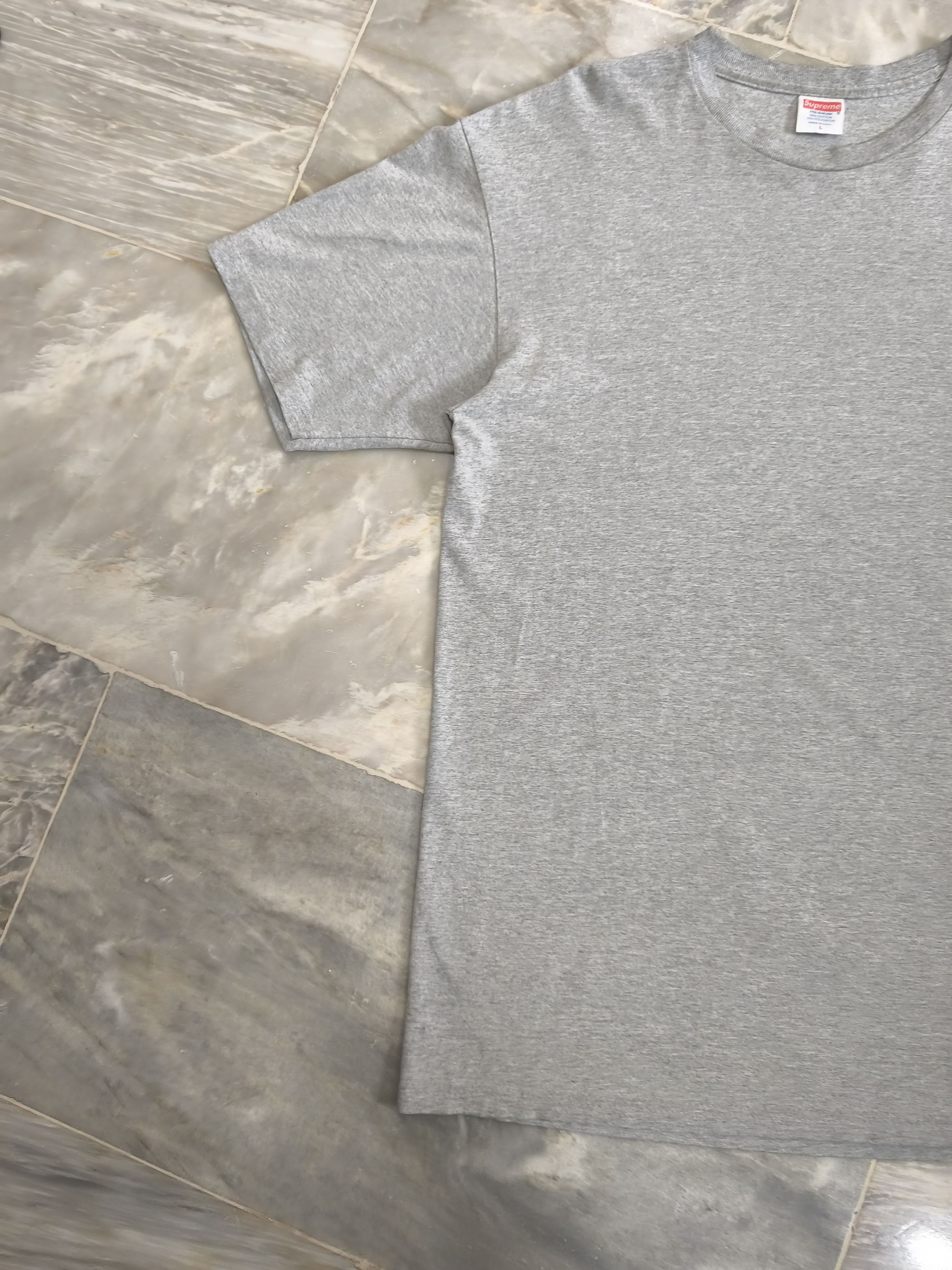 Supreme × Thrasher supreme thrasher tee 2011 Size US L / EU 52-54 / 3 - 3 Thumbnail