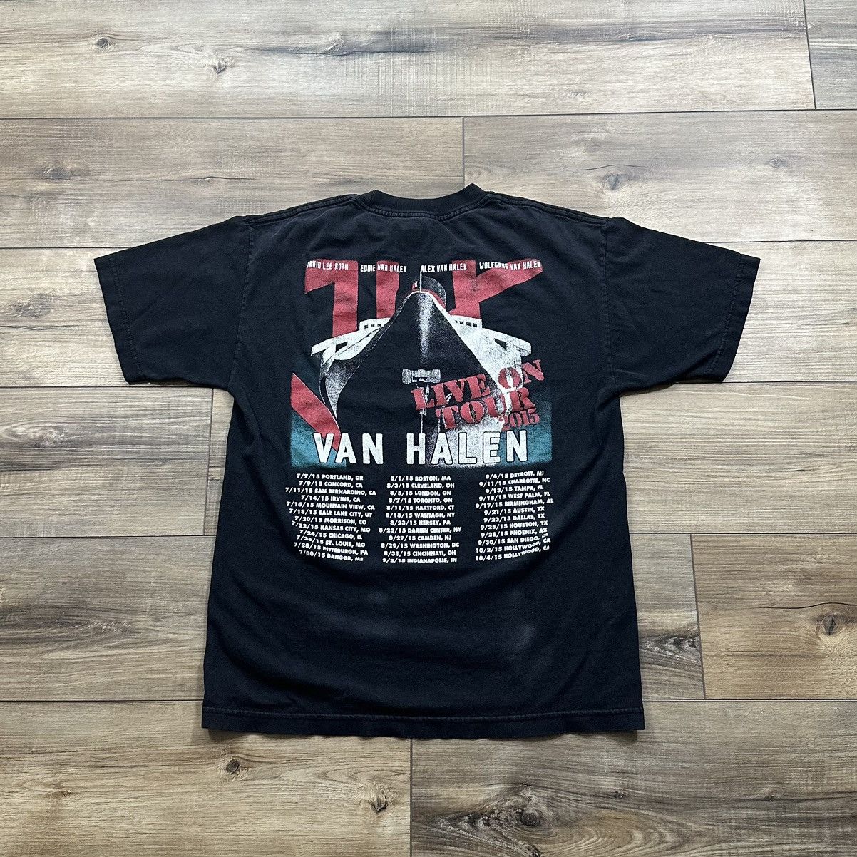 Other Van Halen Live on Tour 2015 Graphic Band Tee Size US M / EU 48-50 / 2 - 7 Thumbnail