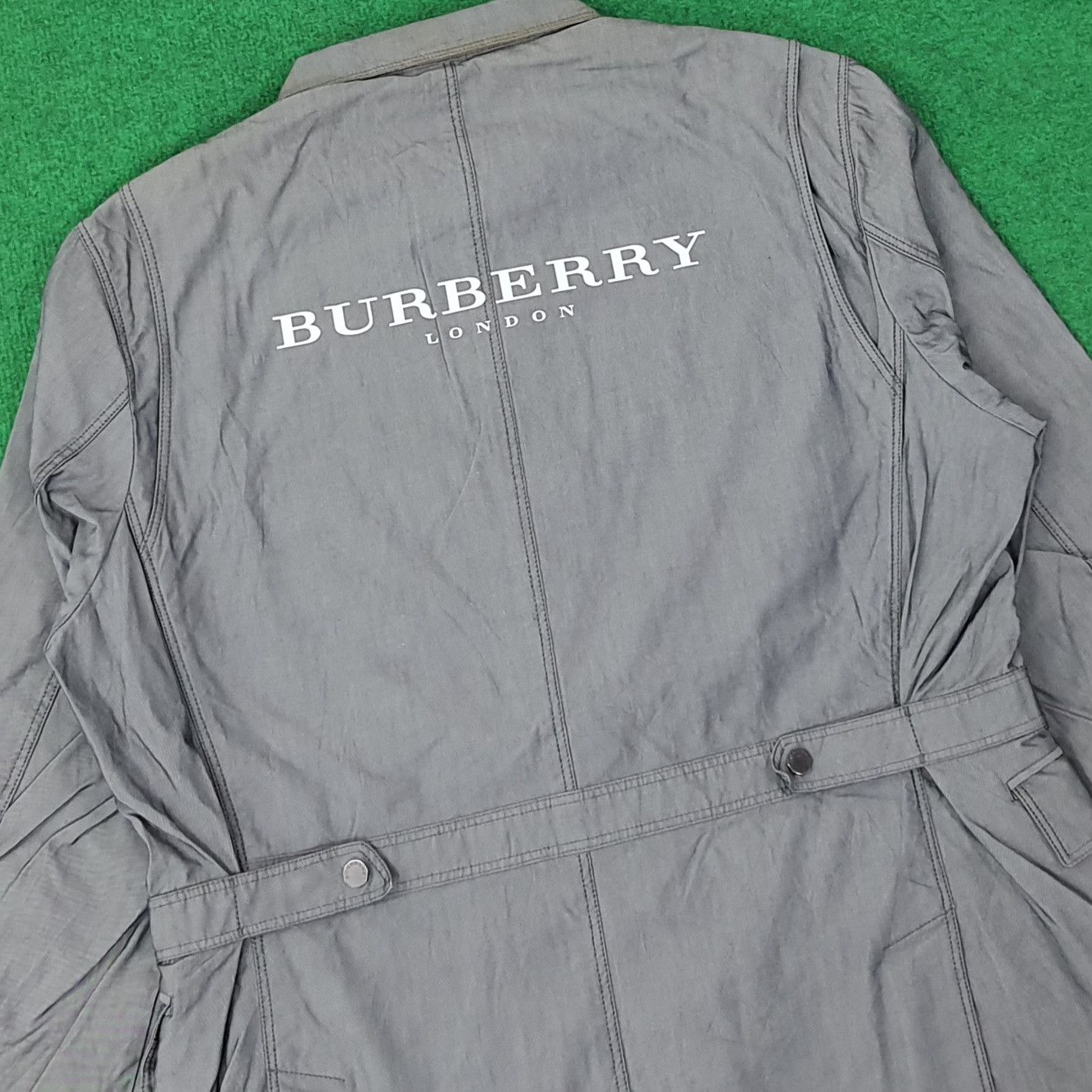 Burberry Vintage Burberry Nova Check Short Trench Coat C224N9 Size US M / EU 48-50 / 2 - 2 Thumbnail