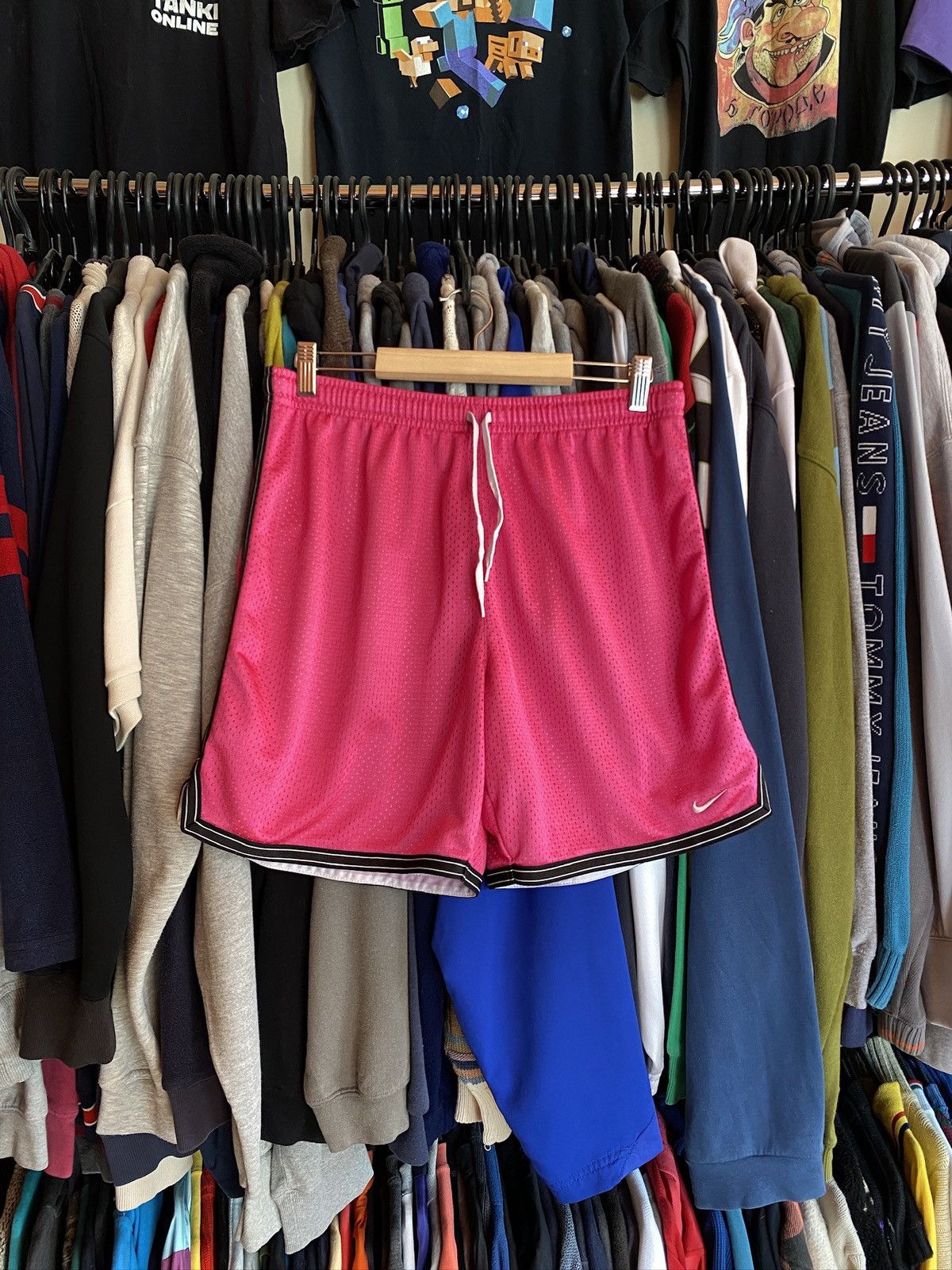 Nike VINTAGE NIKE PINK SHORTS Y2k sportswear Size 32" / US 10 / IT 46 - 1 Thumbnail