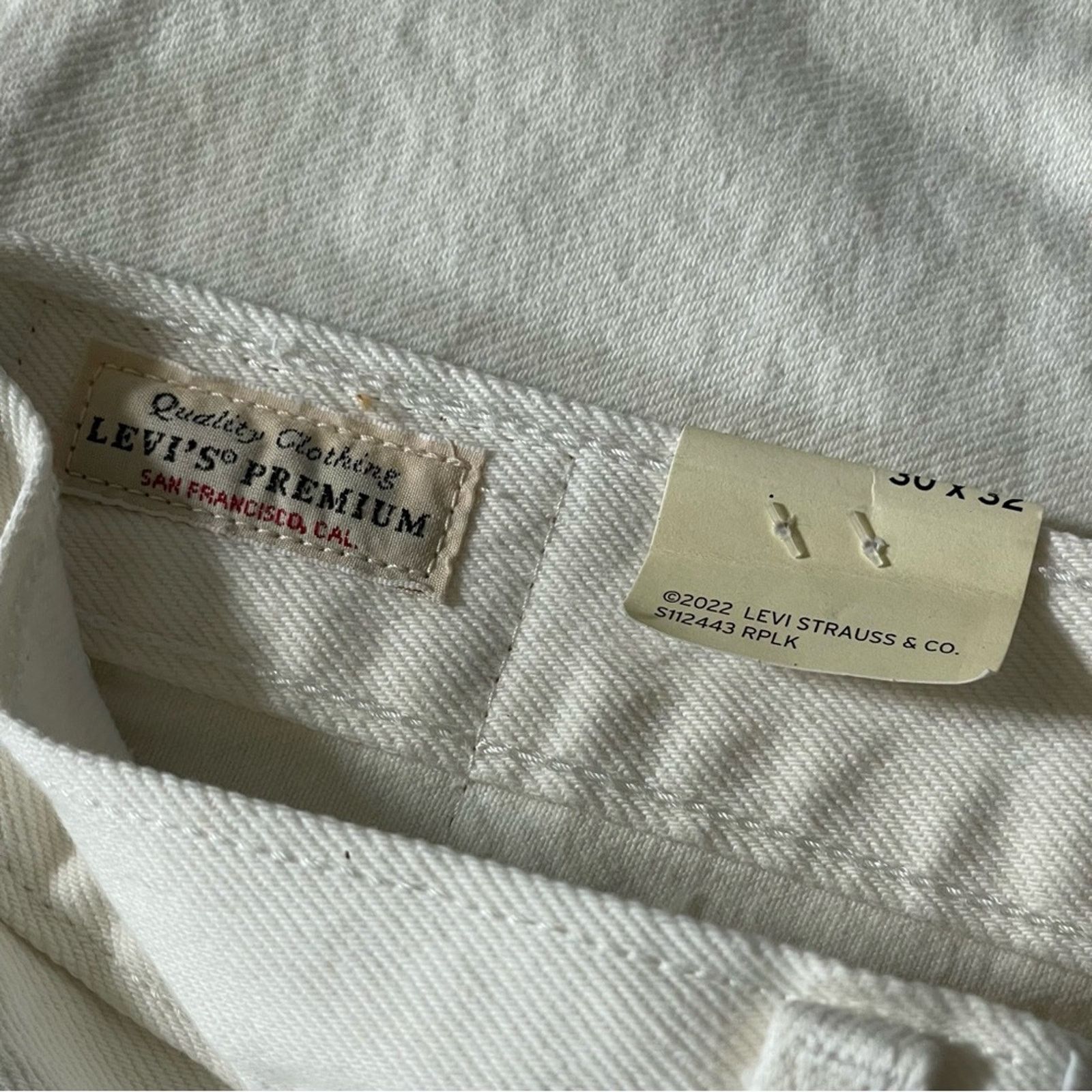 Levi's 501® ORIGINAL FIT WOMEN'S JEANS 30x32 Size 30" / US 8 / IT 44 - 6 Thumbnail