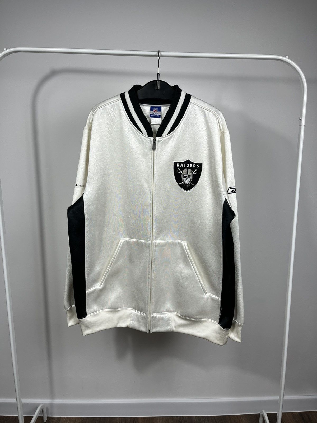 Reebok NFL Raiders Reebok Zip Up Jacket White Black L Size Size US L / EU 52-54 / 3 - 1 Thumbnail