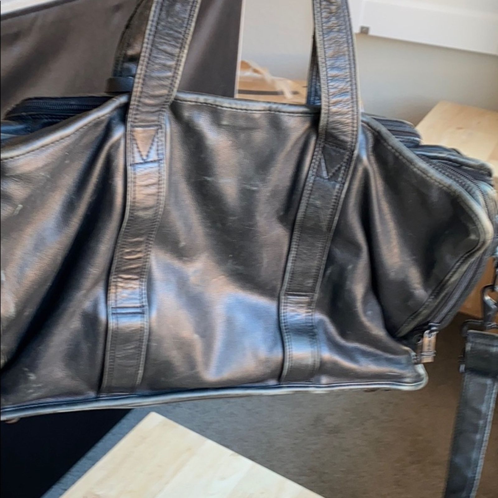 Tumi TUMI distressed leather messenger computer bag rugged Size ONE SIZE - 8 Thumbnail